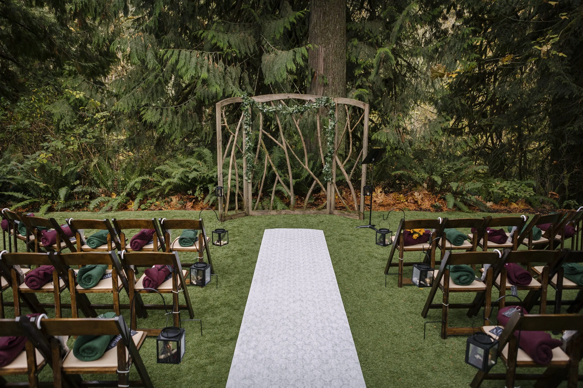 Wedding Venue Tree House Point Issaquah — Antonio Zaribi Wedding ...