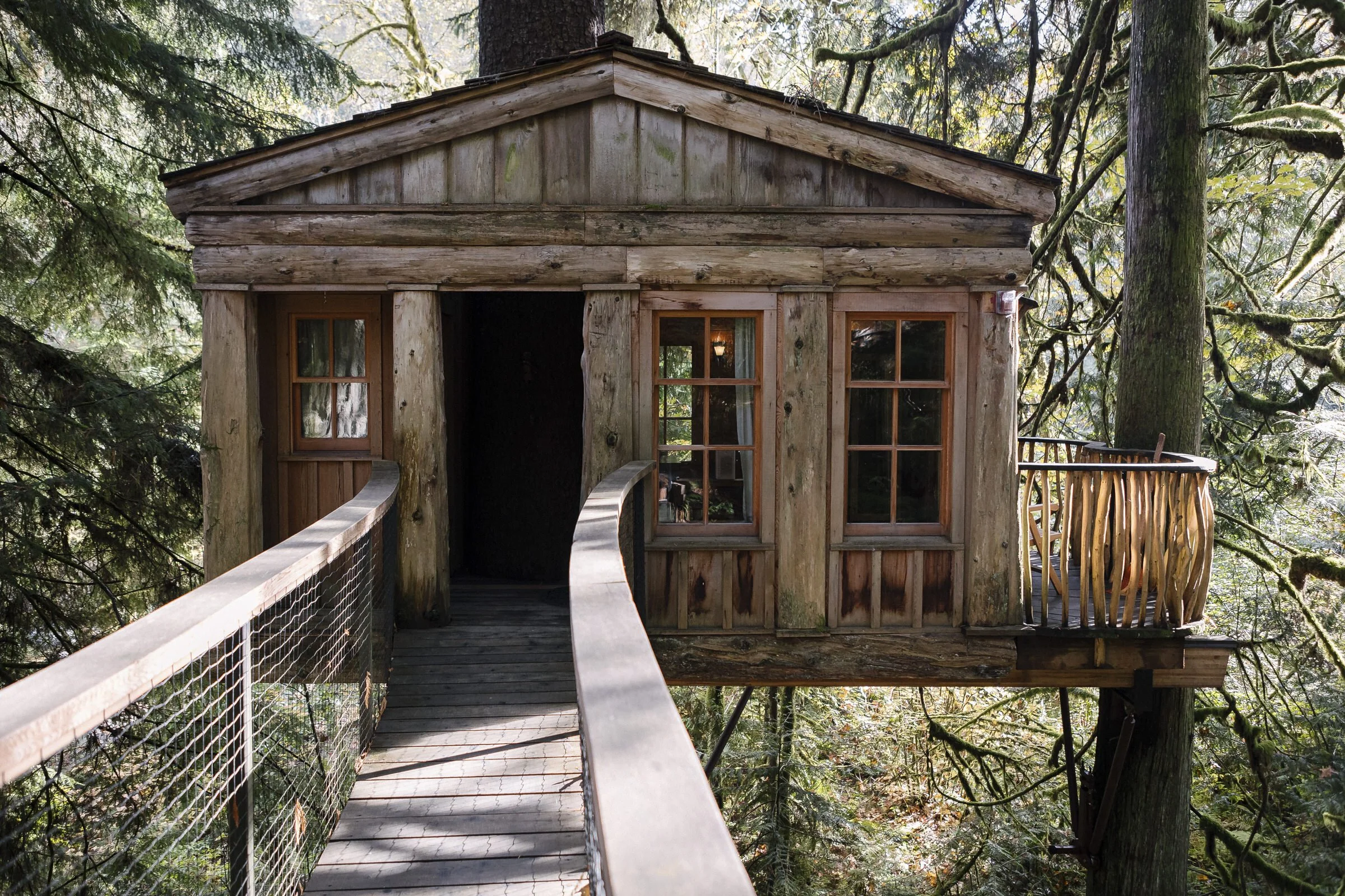 Wedding Venue Tree House Point Issaquah — Antonio Zaribi Wedding ...