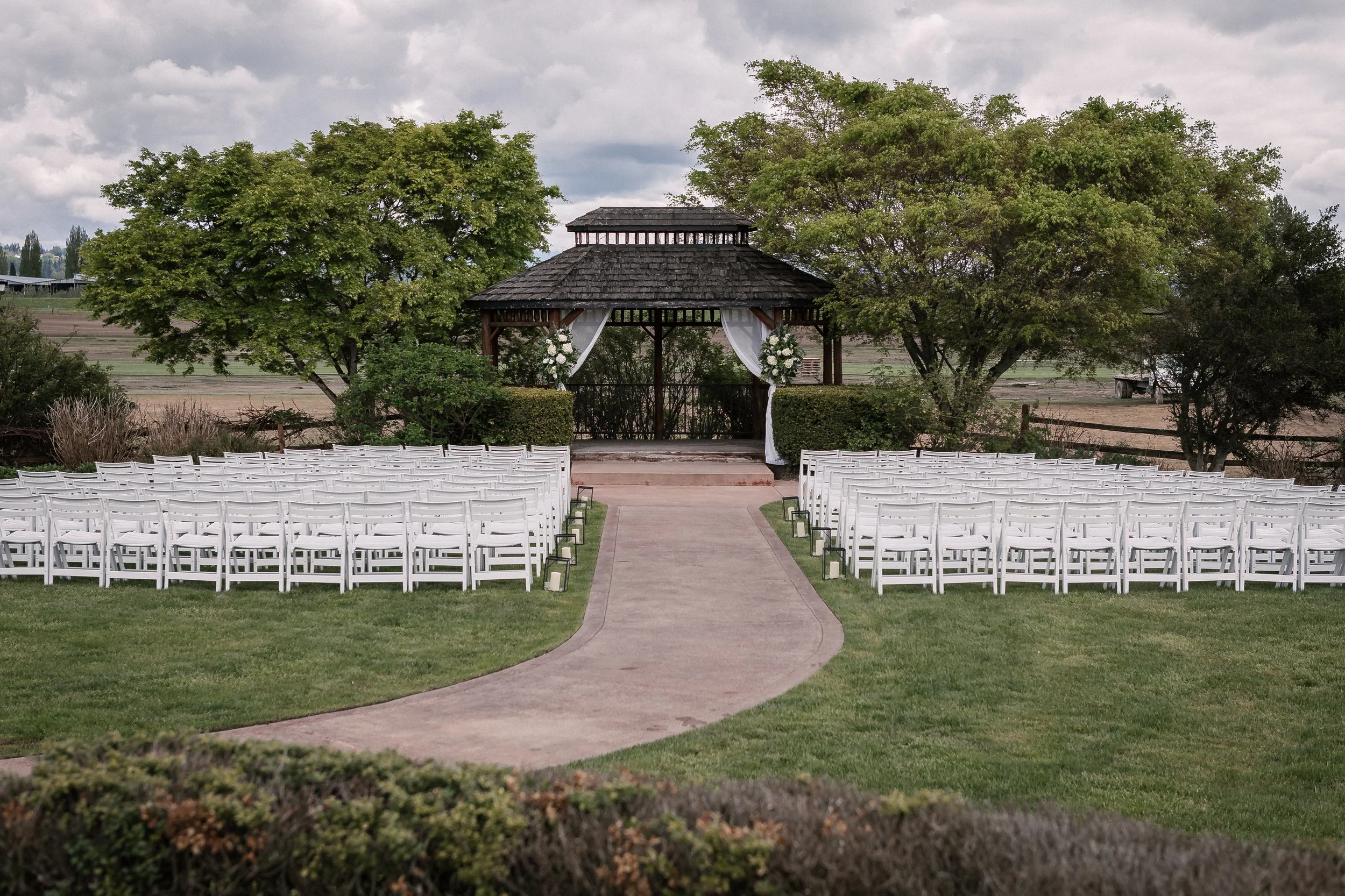 Hidden Meadows Snohomish Wedding Venue — Antonio Zaribi Wedding Photography