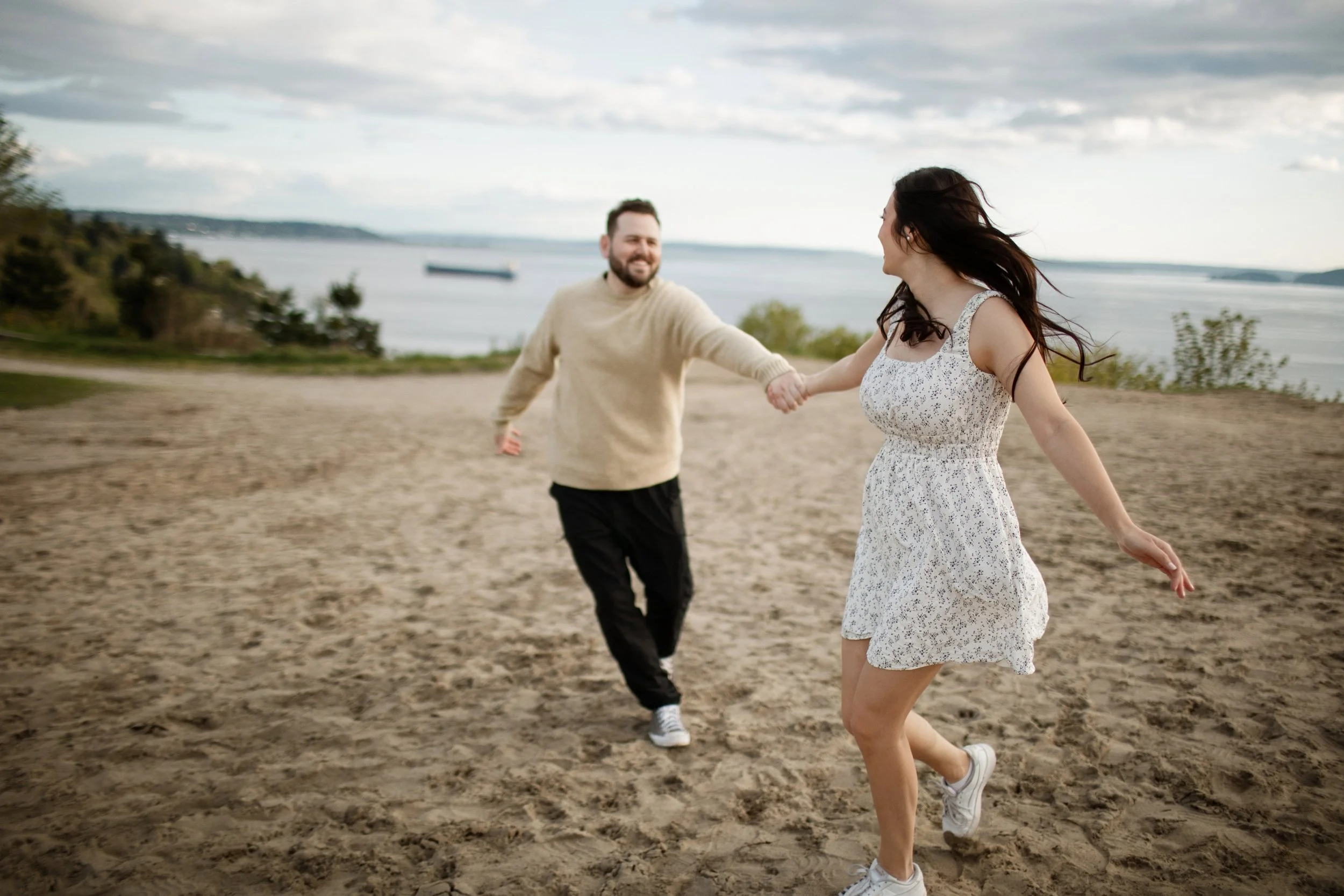 discovery-park-engagement-session-magnolia-seattle-A&C-67.jpg