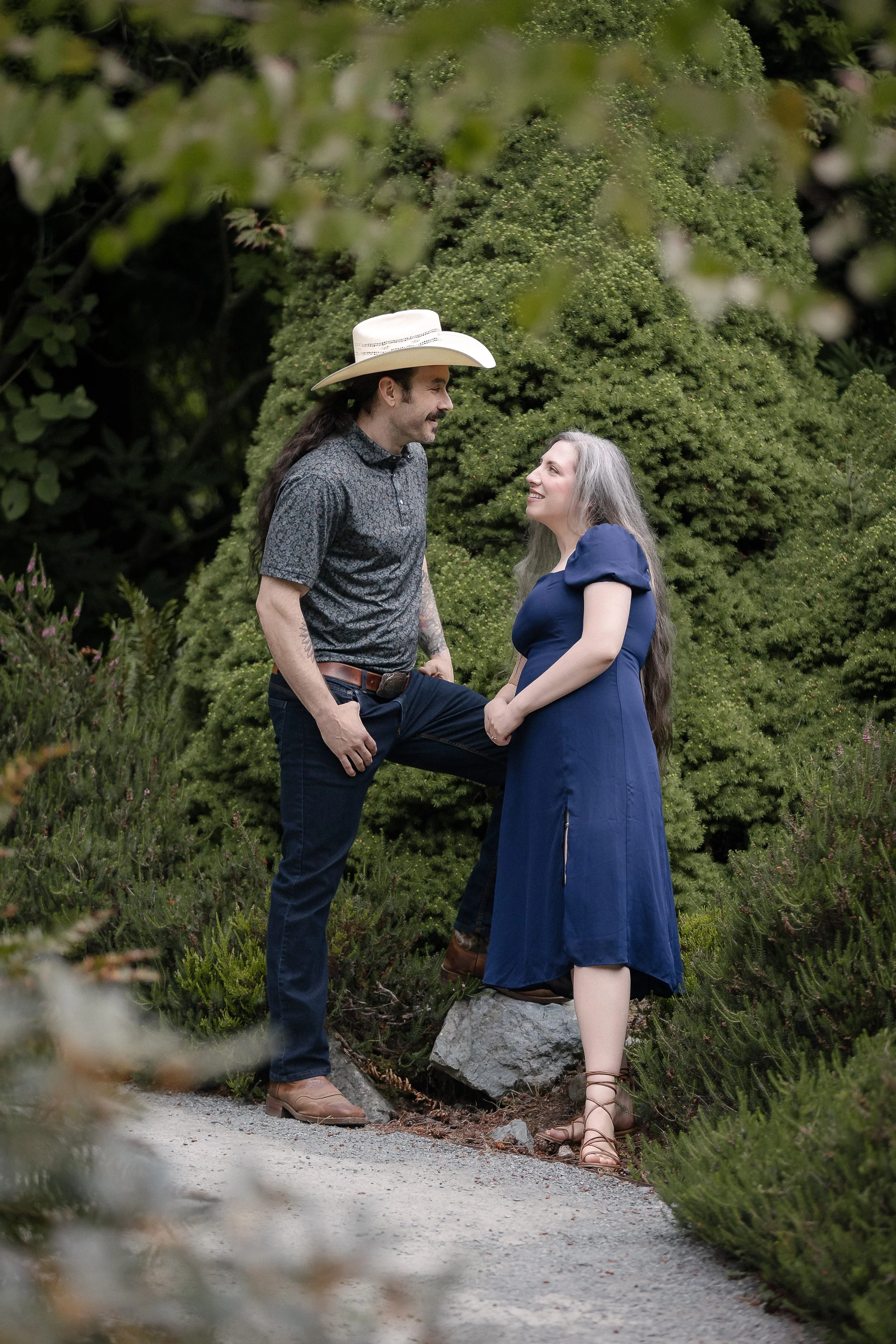 meerkerk-gardens-engagement-session-whidbey-island-antonio-zaribi-J&S.jpg-78.jpg