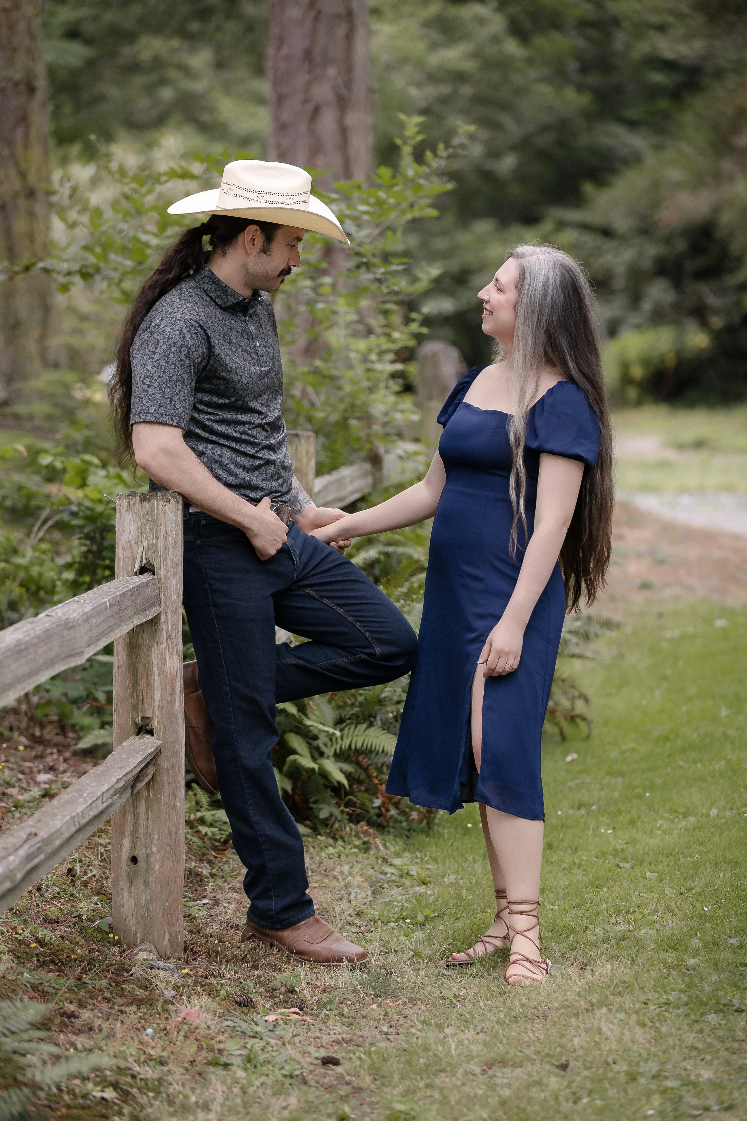 meerkerk-gardens-engagement-session-whidbey-island-antonio-zaribi-J&S.jpg-142.jpg