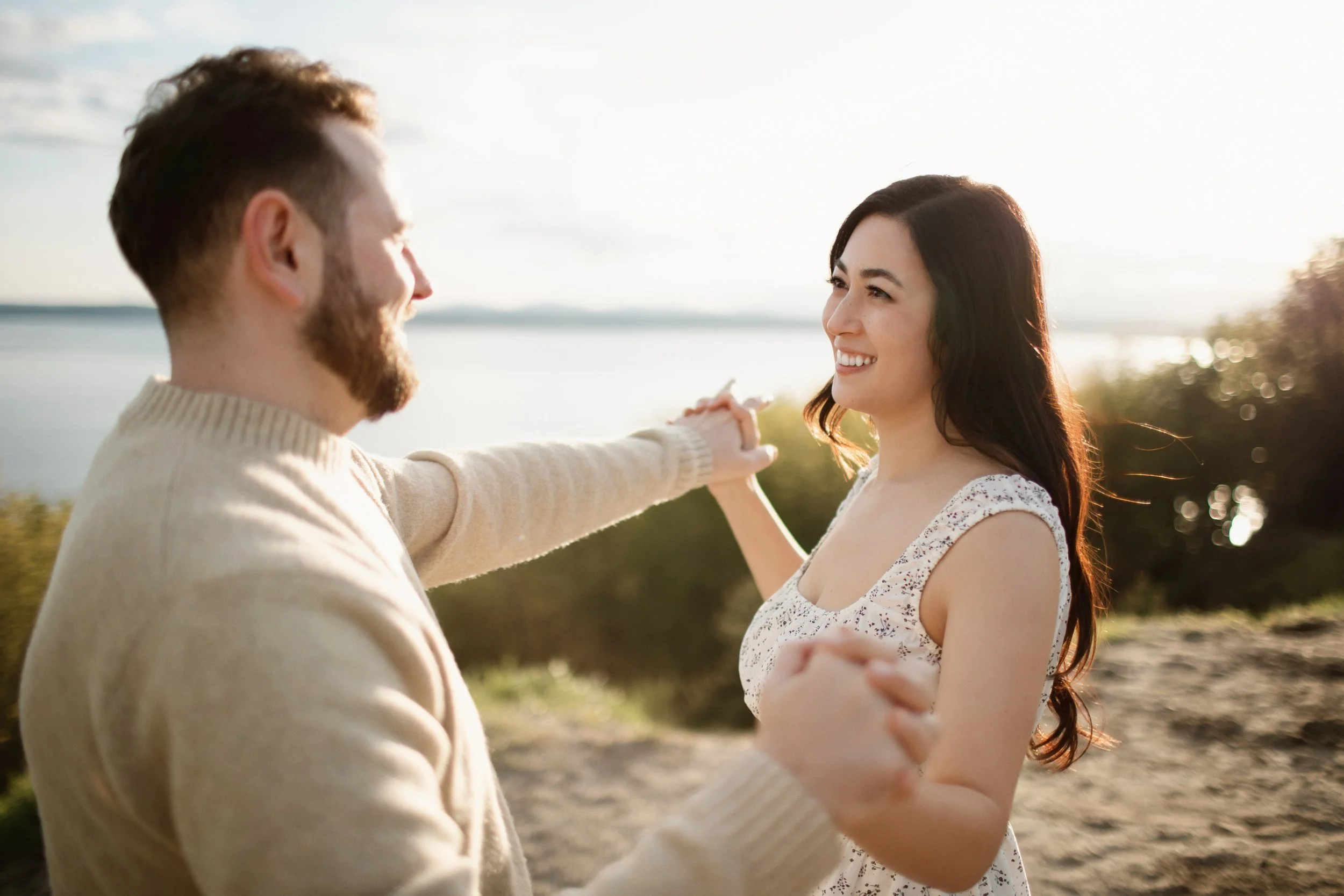 discovery-park-engagement-session-magnolia-seattle-A&C-206.jpg