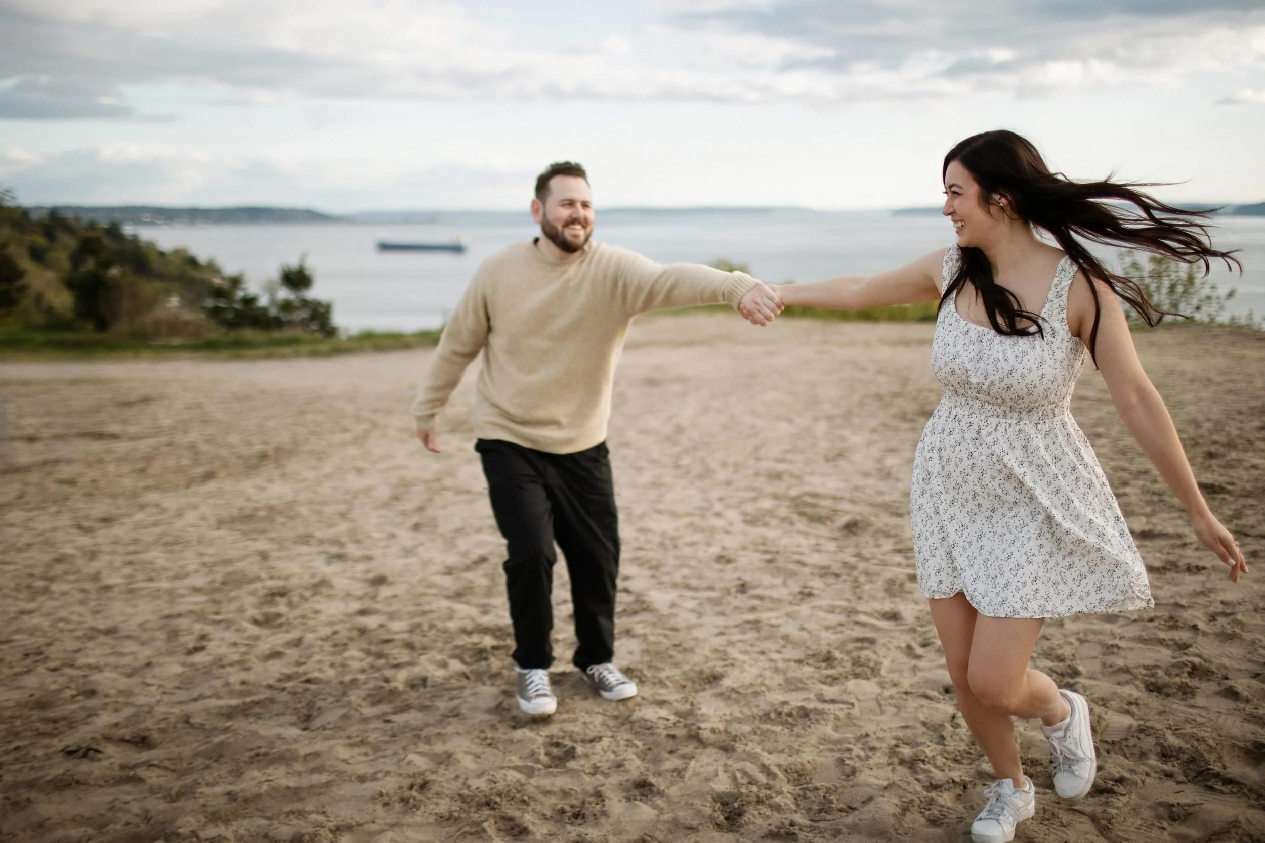 discovery-park-engagement-session-magnolia-seattle-A&C-66.jpg