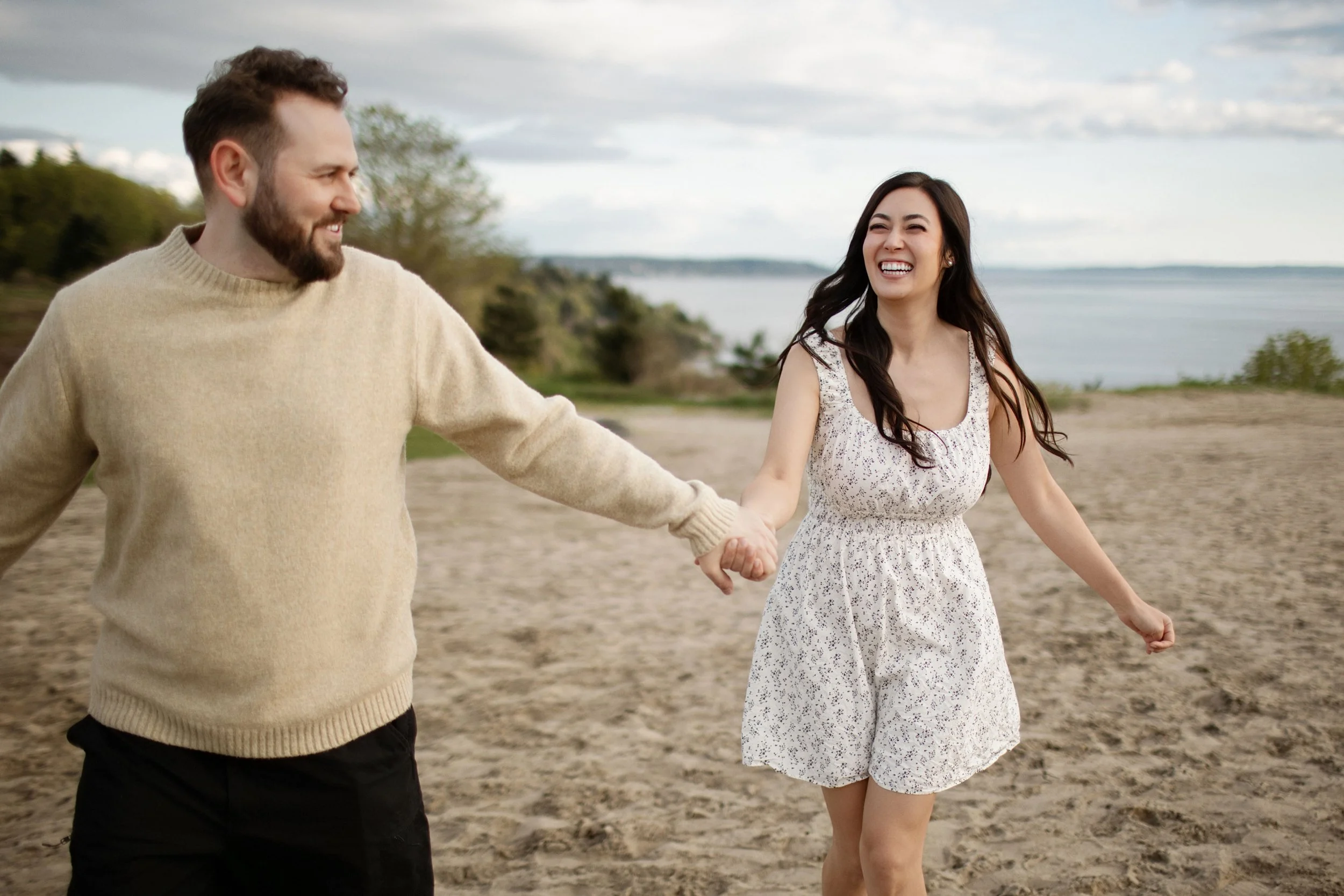 discovery-park-engagement-session-magnolia-seattle-A&C-69.jpg