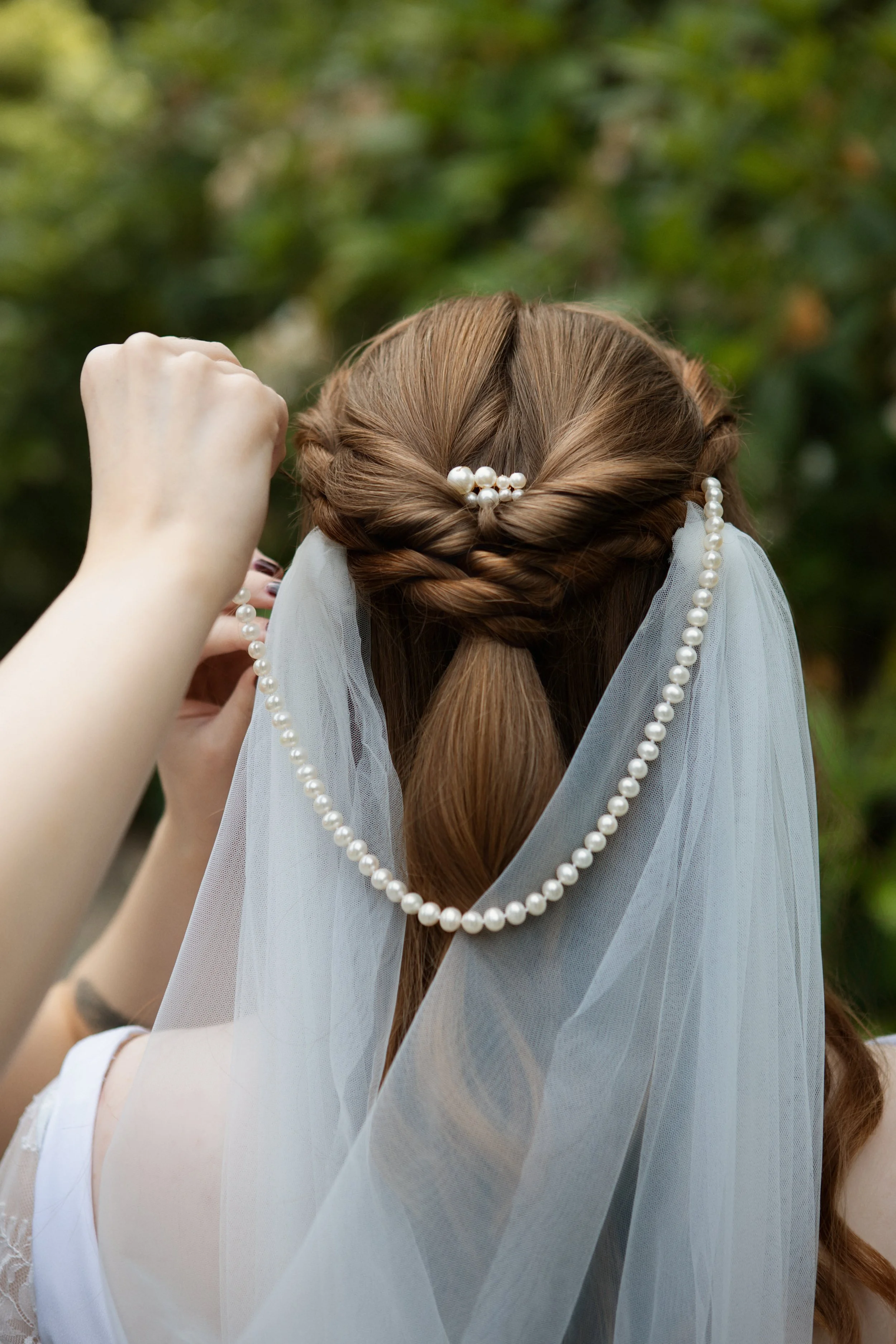 bride hair style jewelry