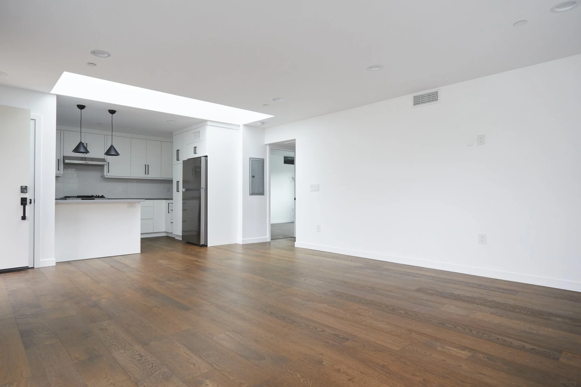 Kinfolk_Rose_Apt3_11750 1.jpg