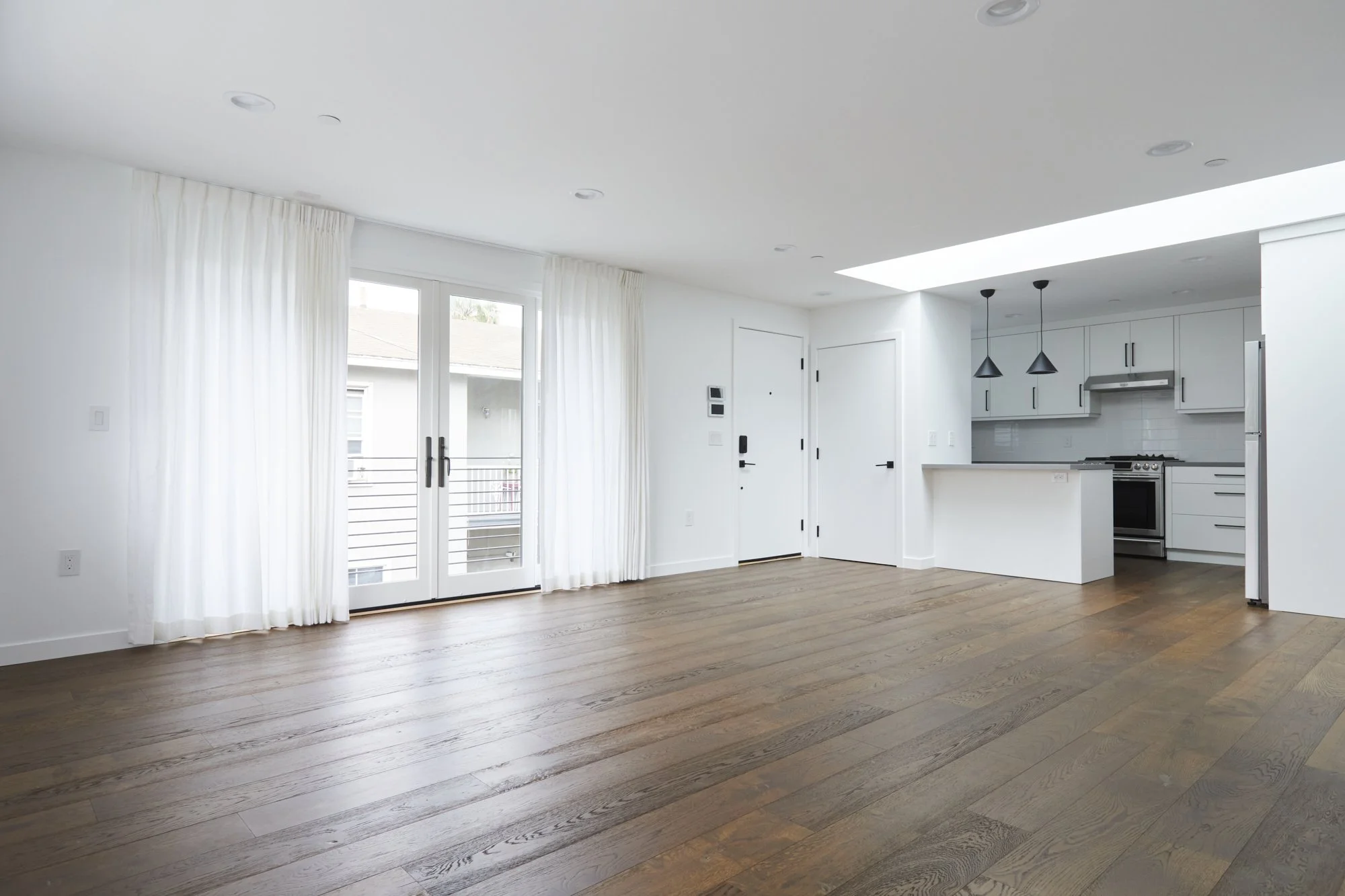 Kinfolk_Rose_Apt3_11751 1.jpg