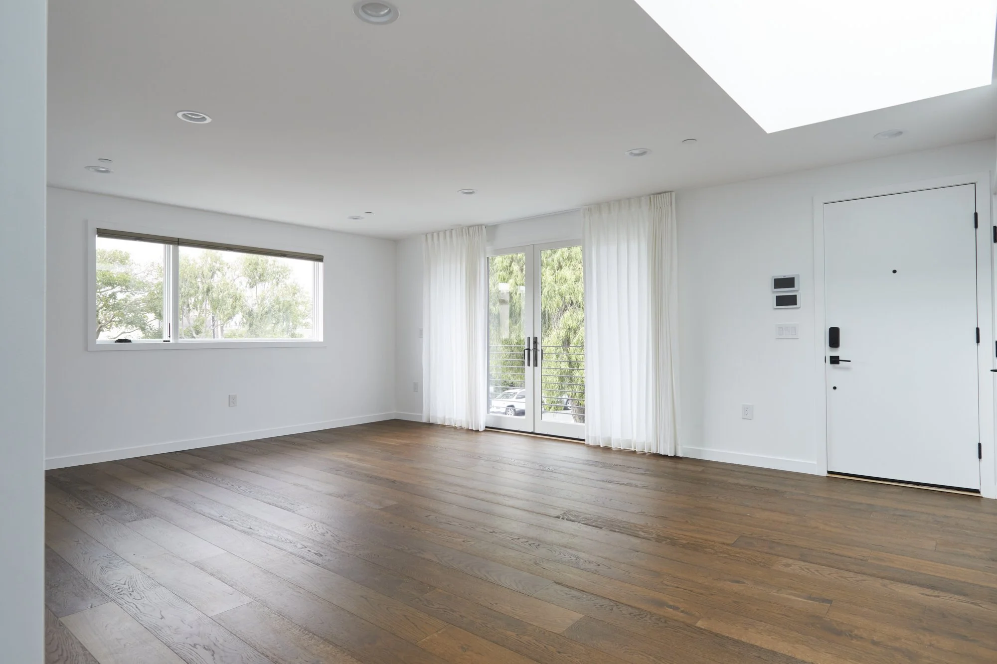 Kinfolk_Rose_Apt3_11771 1.jpg