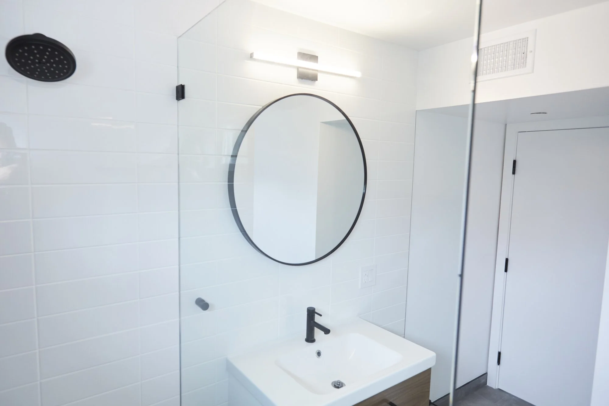 Kinfolk_Rose_Apt3_11778 1.jpg