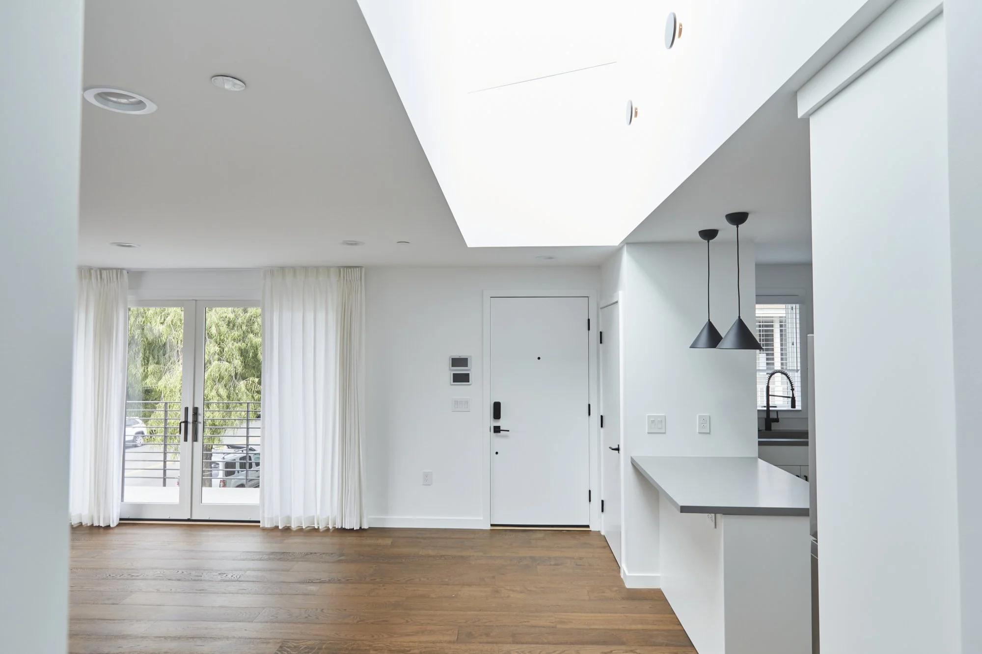 Kinfolk_Rose_Apt3_11784 1.jpg