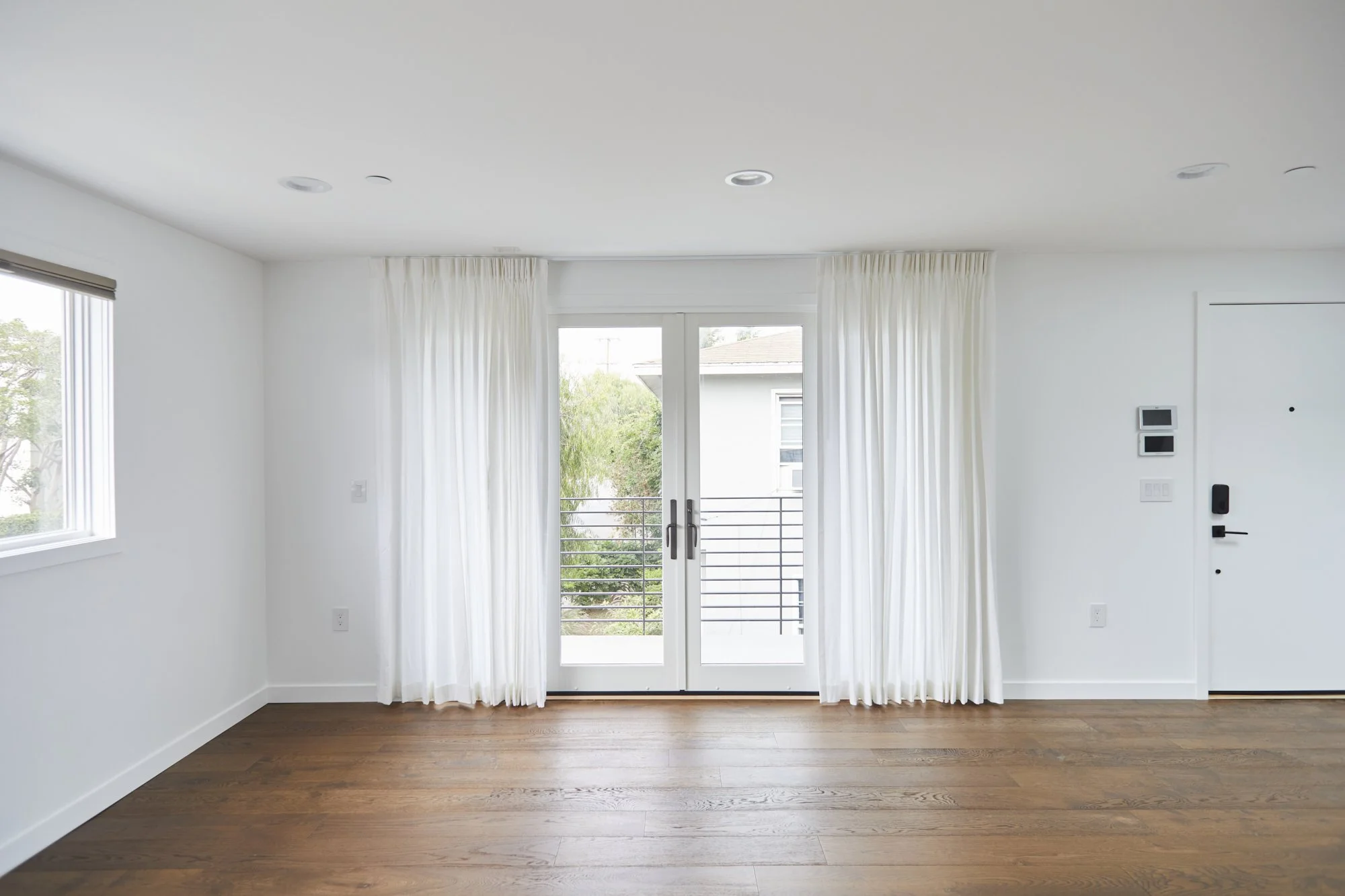 Kinfolk_Rose_Apt3_11786 1.jpg