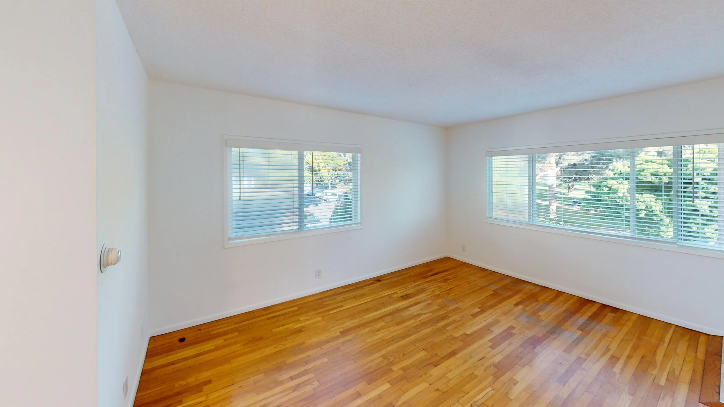 305 Strand St Unit E