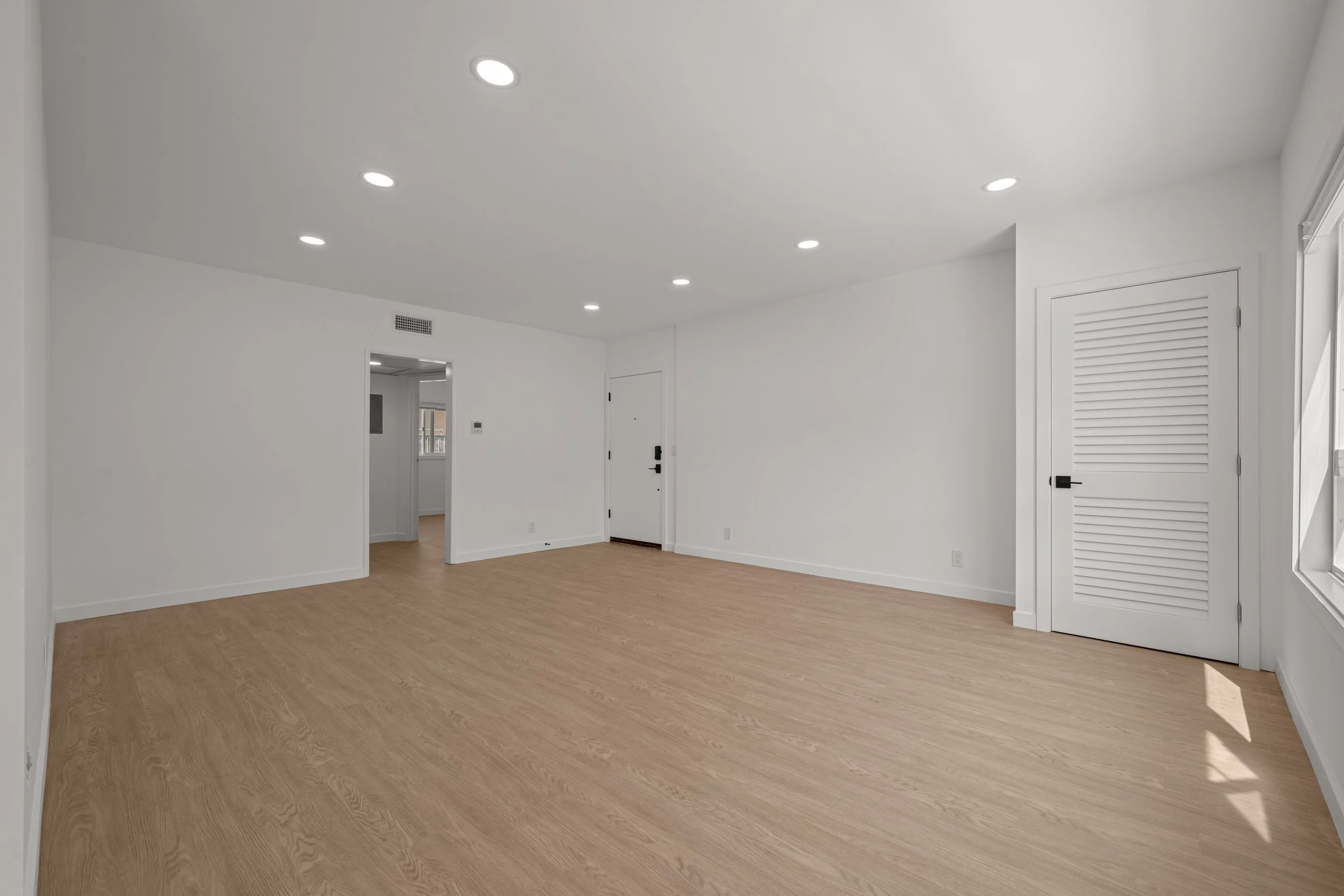 4061 Lafayette place-APt 6-09-17-2026-6.jpg