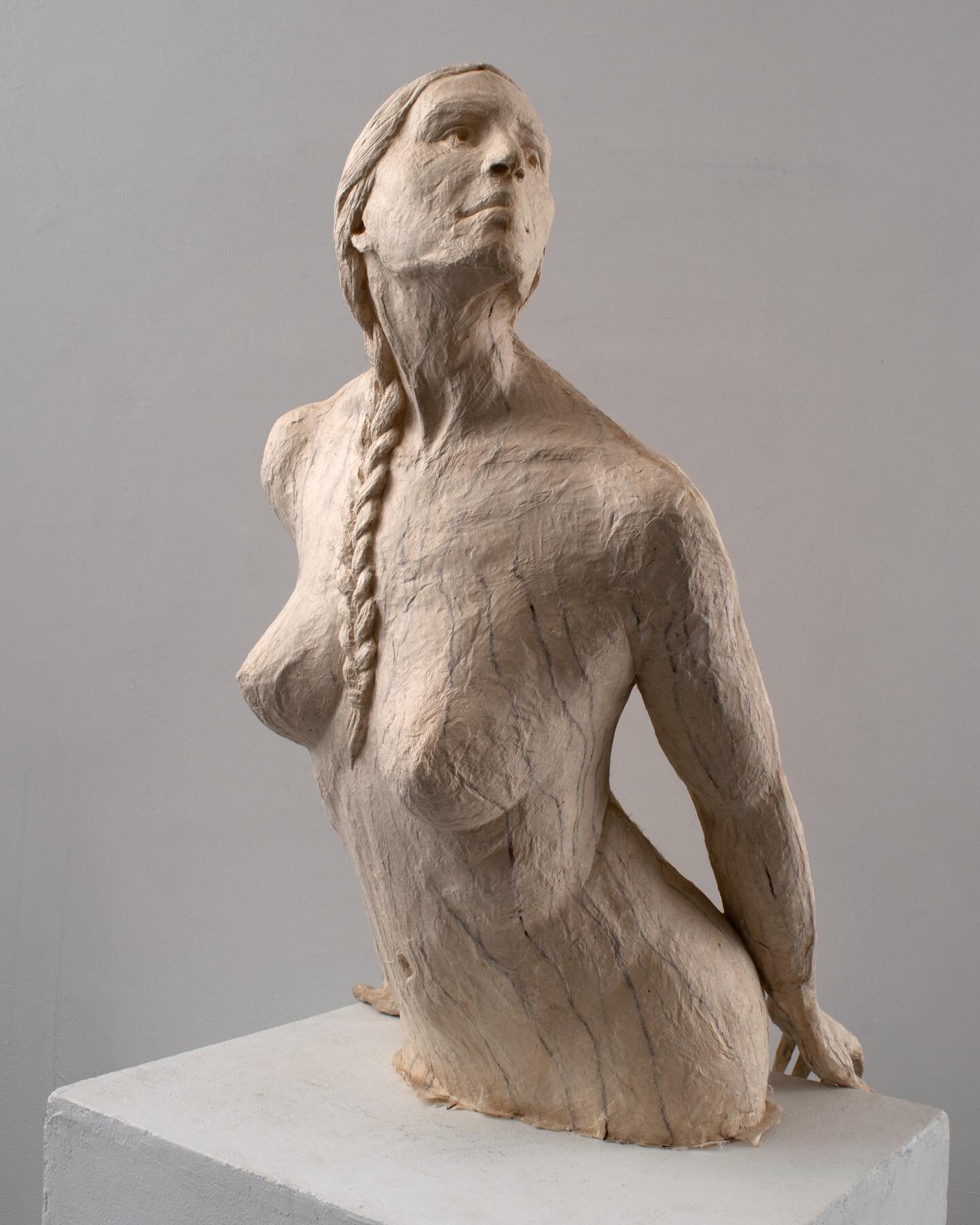 Mother Earth 
Kozo Paper, Thread, Abaca Paper, and Cotton Paper 
Threads as roots and veins. So excited to have this in the National Sculpture Society&rsquo;s Young Sculptors Exhibition! @nationalsculpturesociety 
.
.
.
.
.
.
.
#papersculpture #kozop