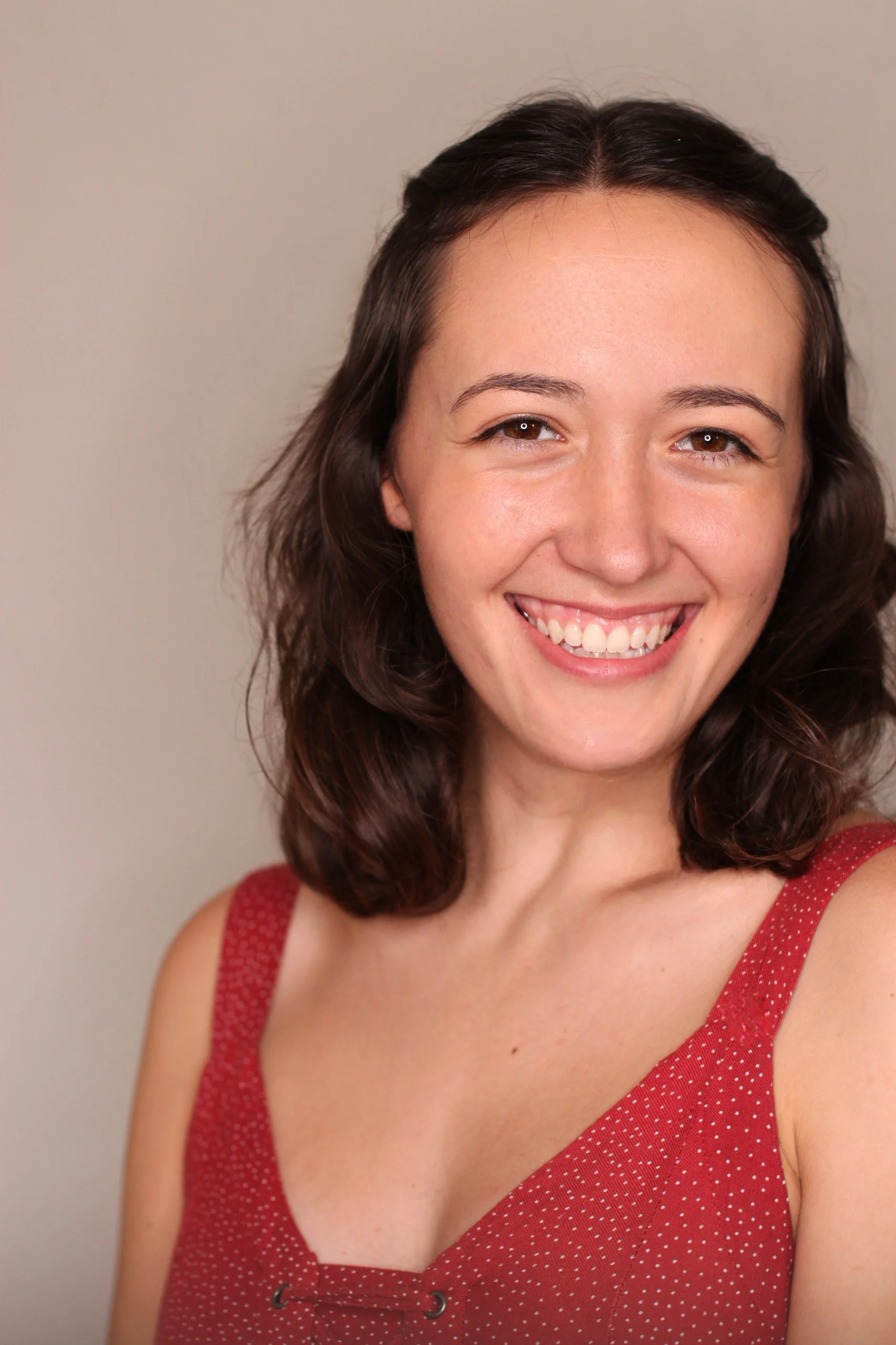 Karis-Knierim-Headshot 2022.JPG