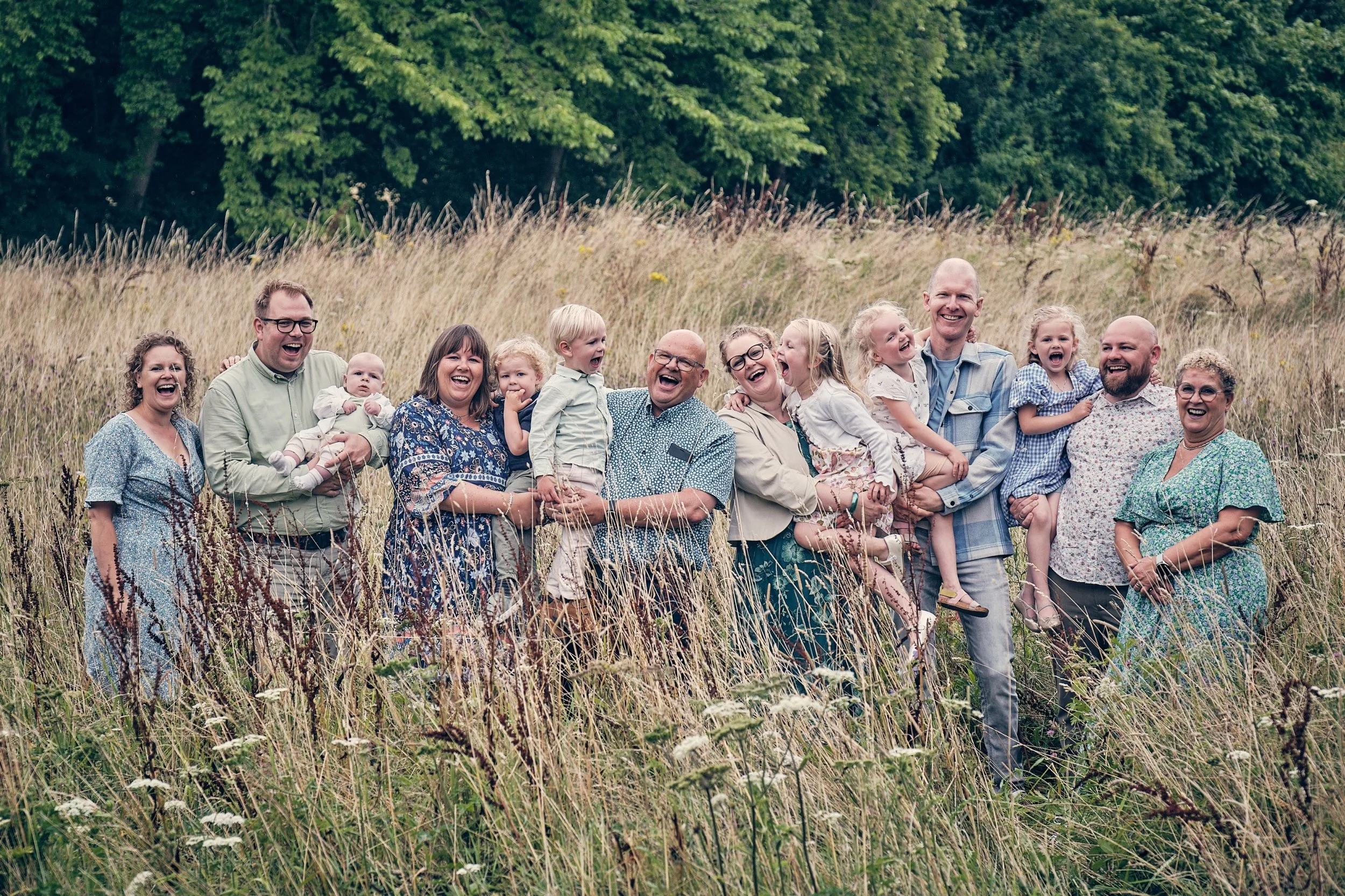De Ultieme Gids voor een Succesvolle Gezinsfotoshoot: Tips en Ideeën