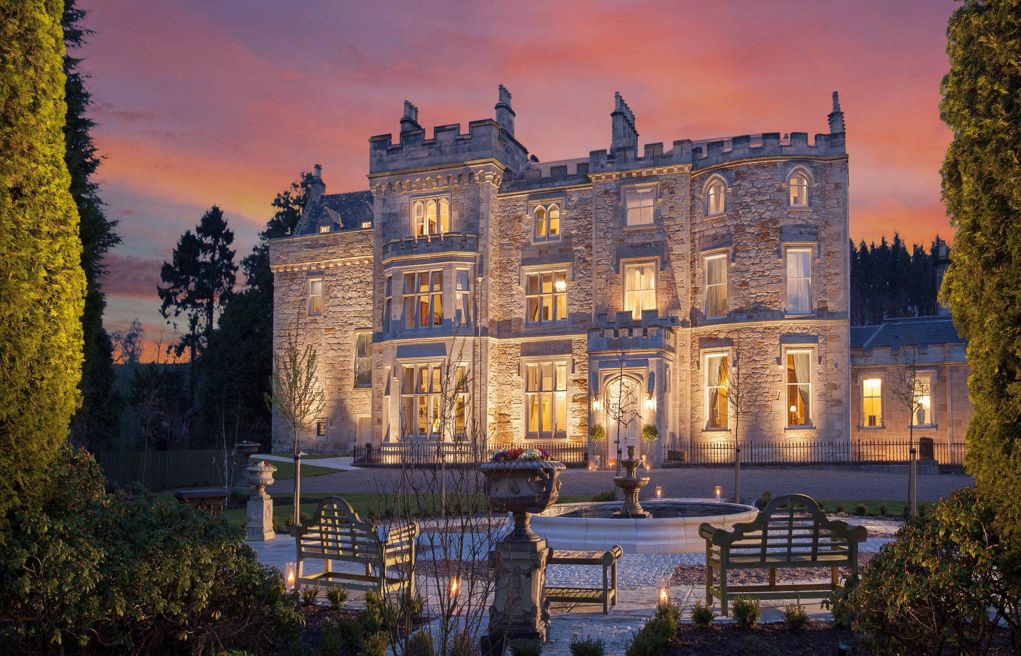 CROSSBASKET CASTLE