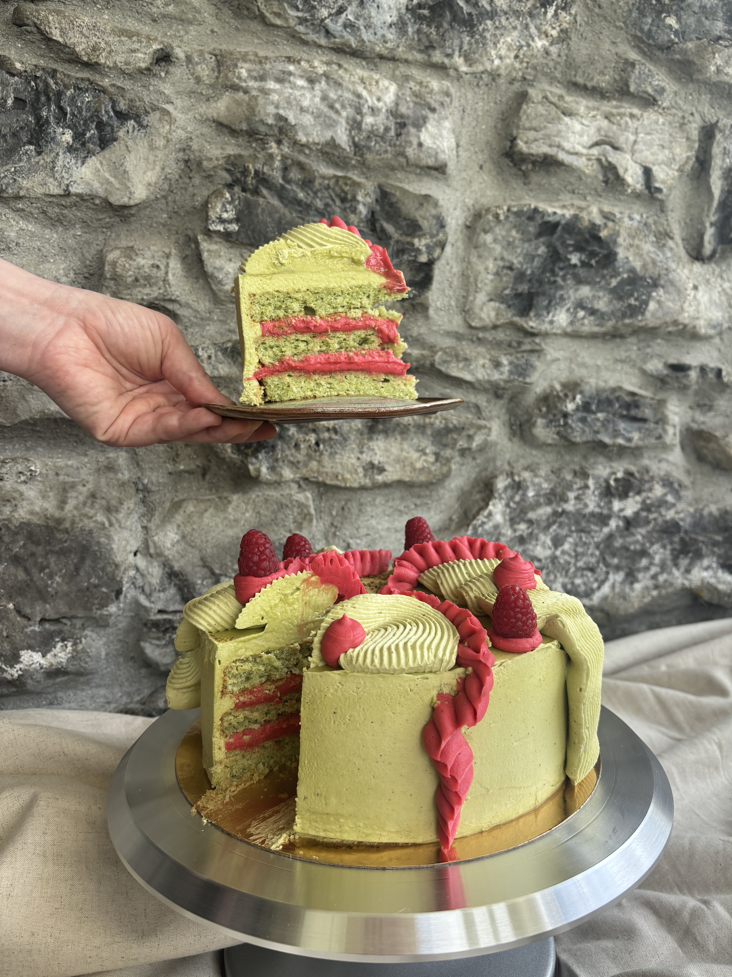 Pistachio and Raspberry Cake