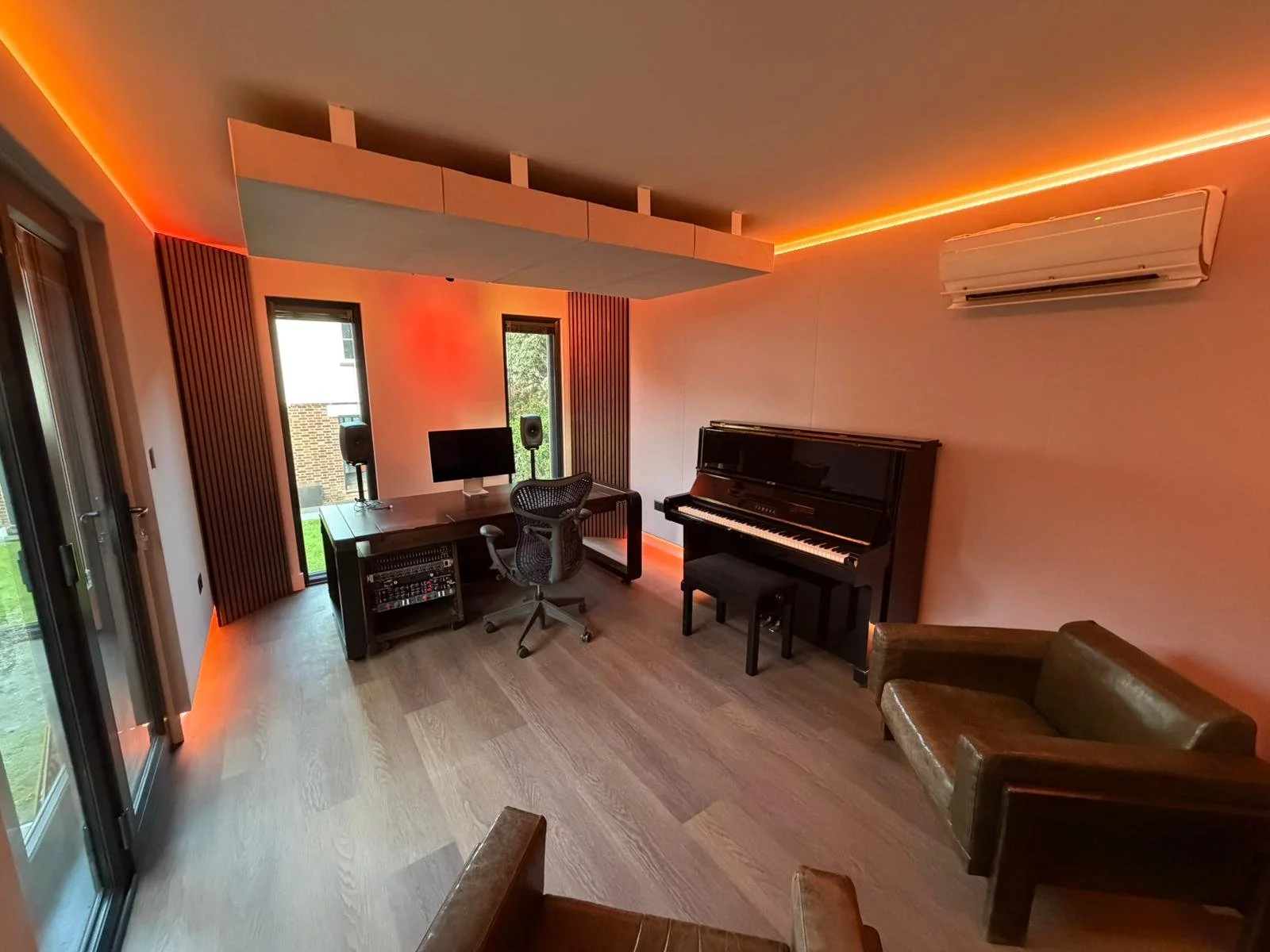 WhatsApp Image 2026-03-05 at 16.40.58 (1).jpeg