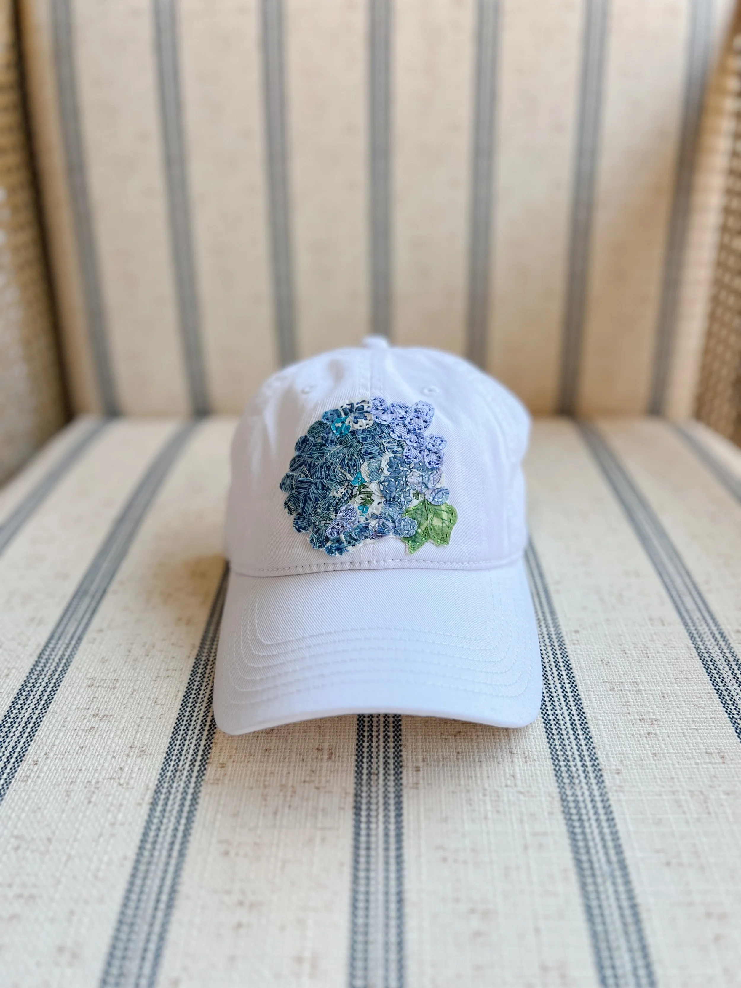 Hydrangea Cap – White with Blue Hydrangea 6