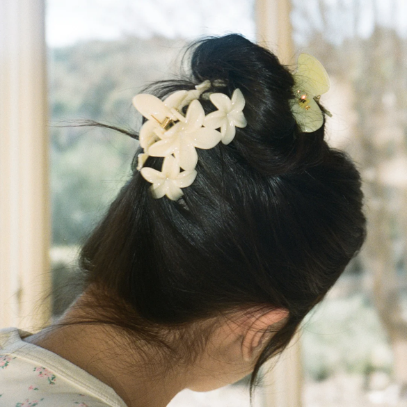 Emi Jay Miss Super Bloom Clip Jelly Lemon Styled.png