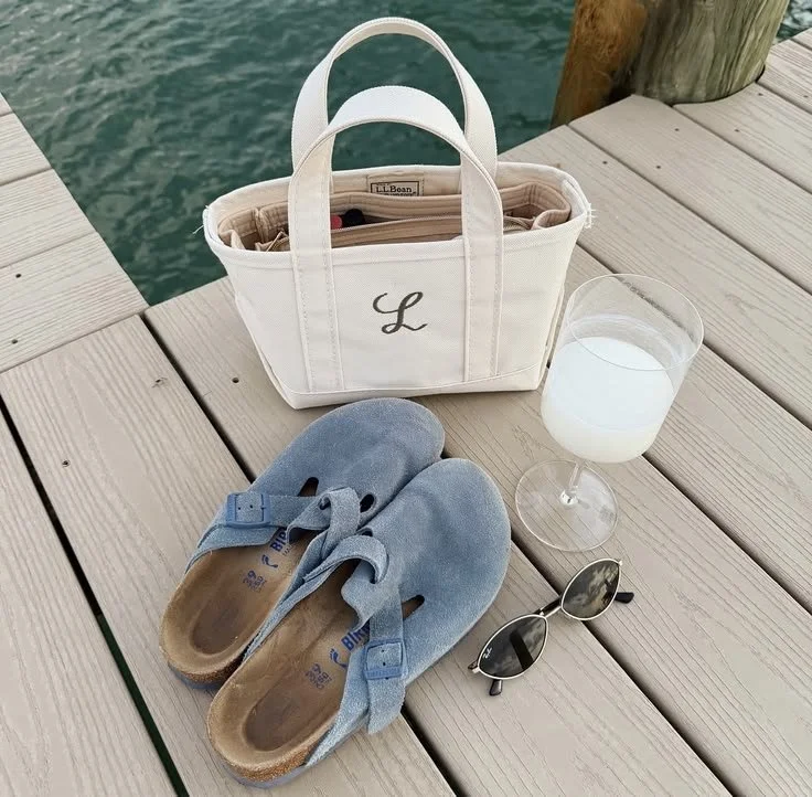 Canvas boat tote dockside