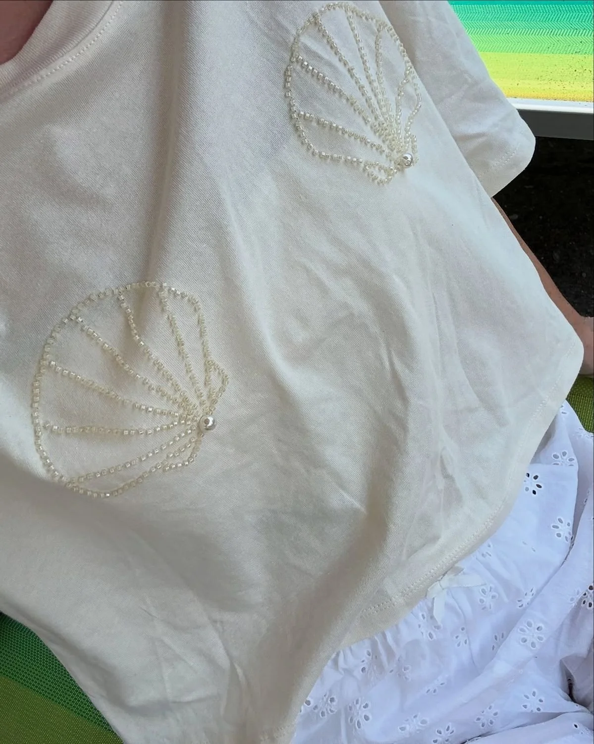 Beaded coastal seashells t-shirt
