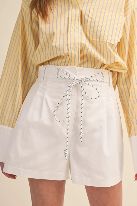 First Mate Rope Tie Shorts – White