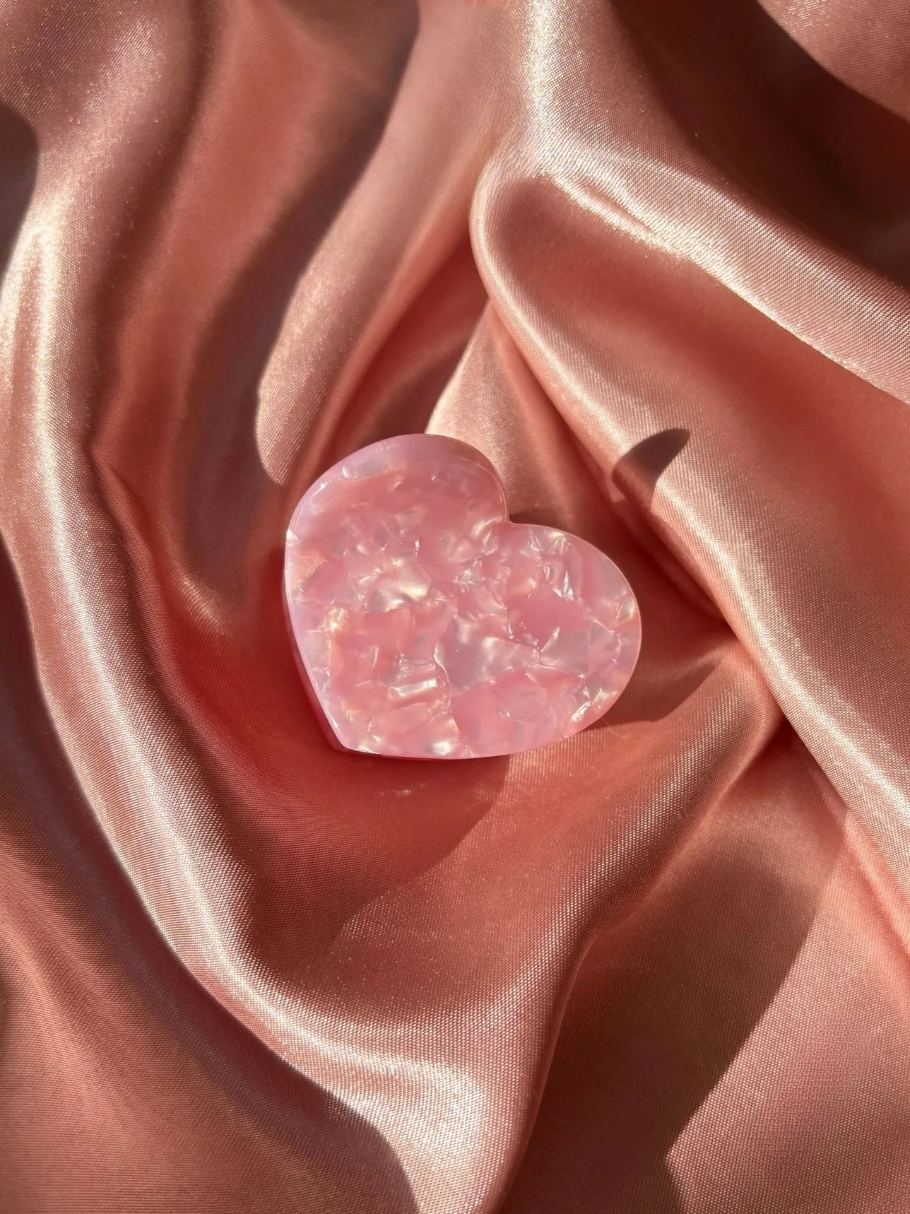 Pink Heart Claw Clip 3.jpg