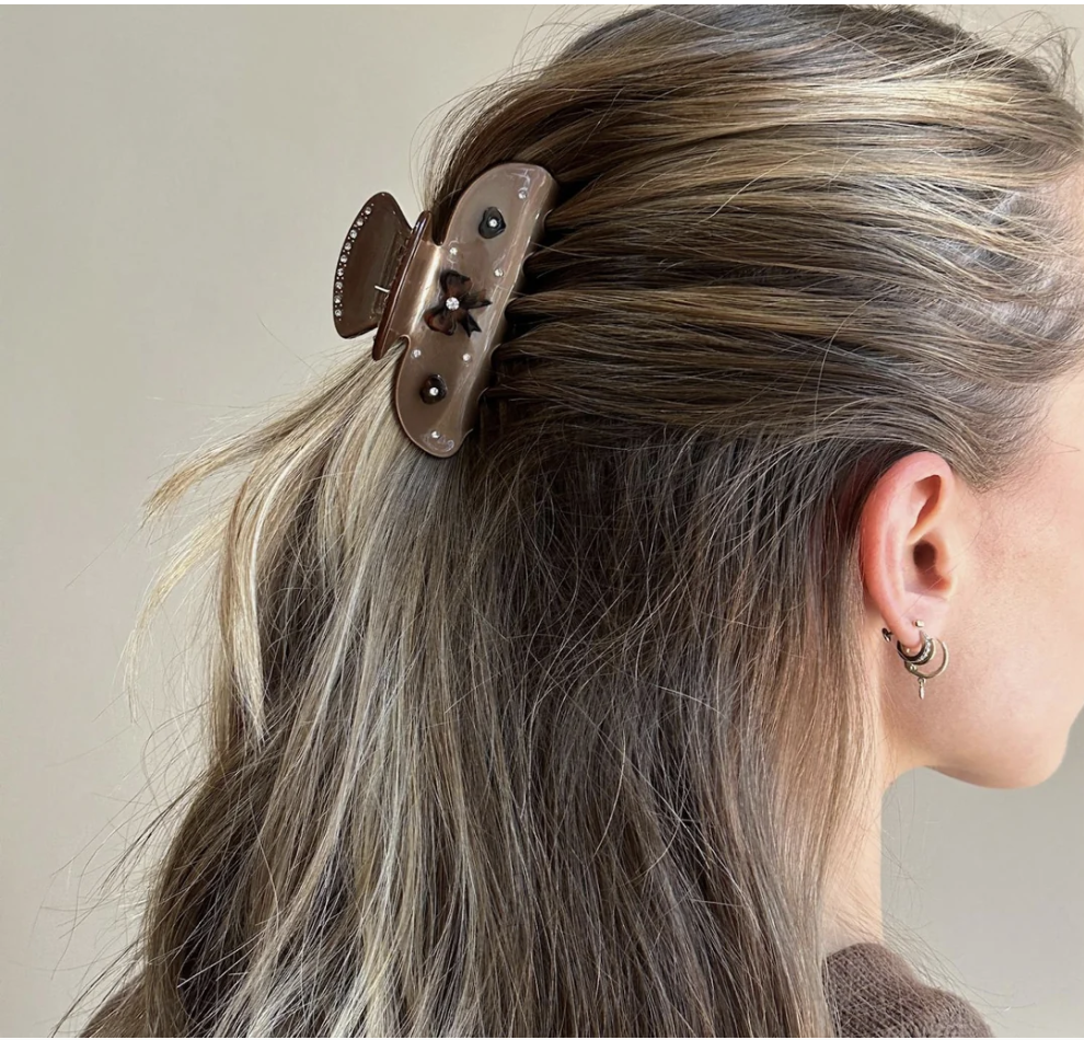 Emi Jay Sweetheart Clip - Cocoa Cashmere 4.png