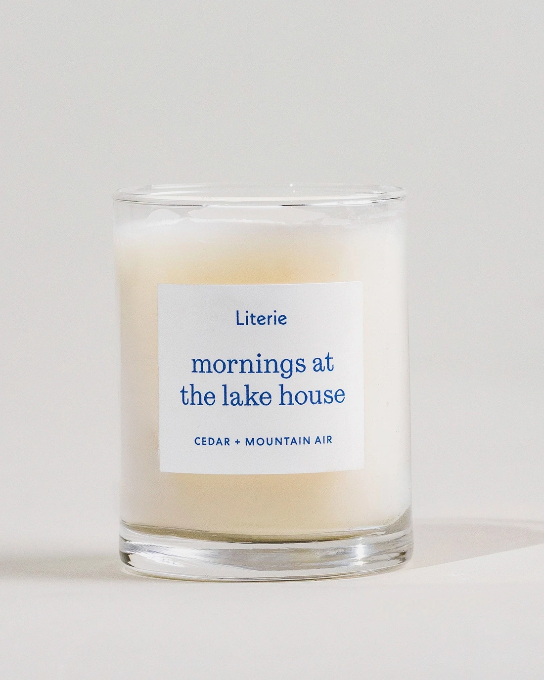mornings at the lake house literie candle little