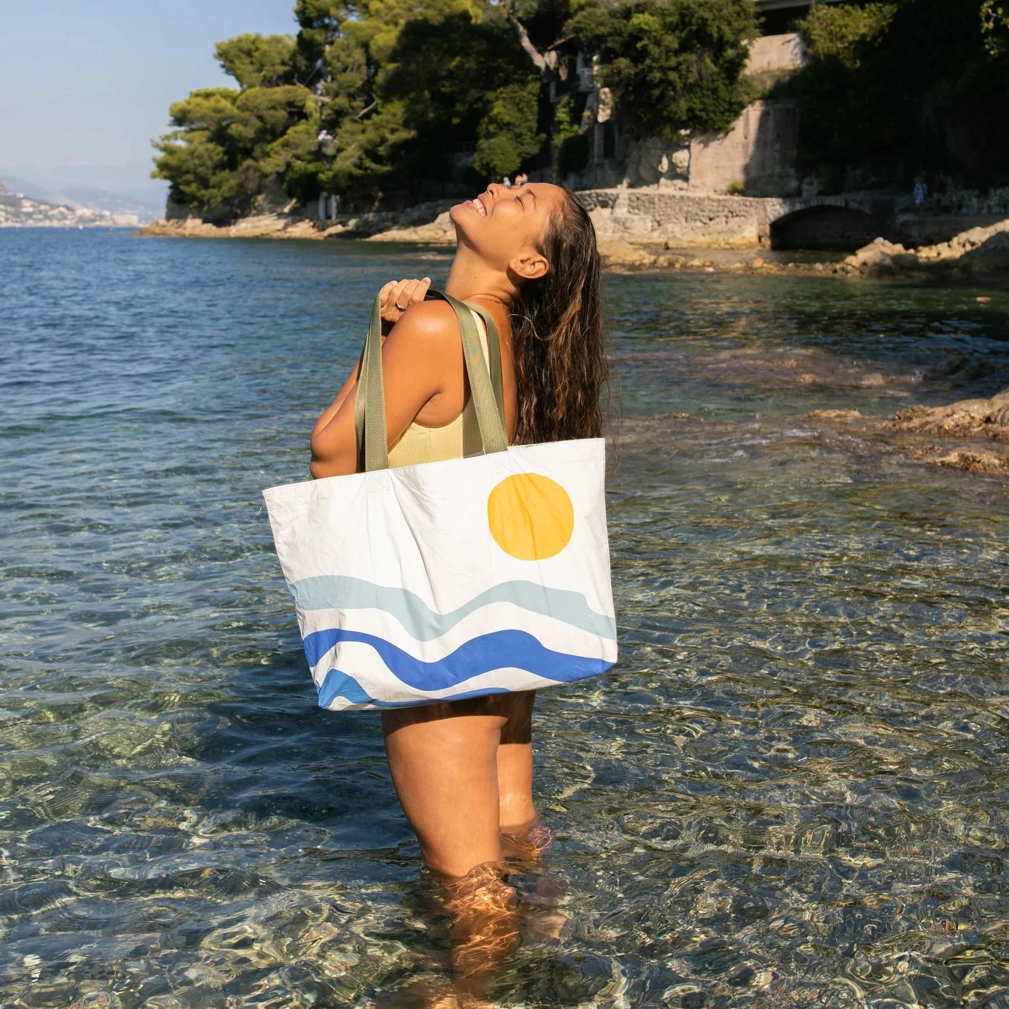 ALOHA Holo Holo Reversible Tote - Soleil 2.jpeg