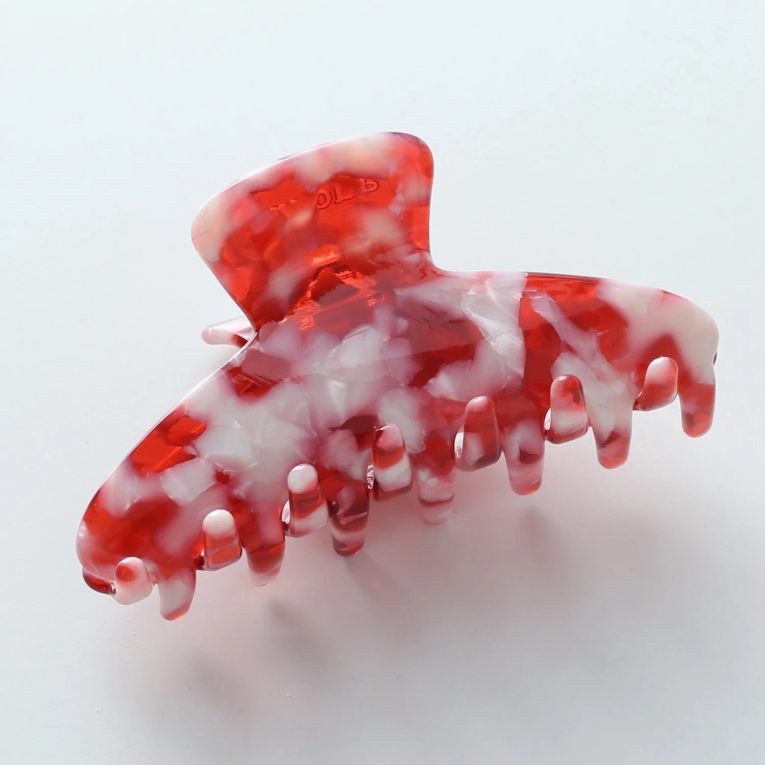 Sweetheart Red Claw Clip Rounded.jpg