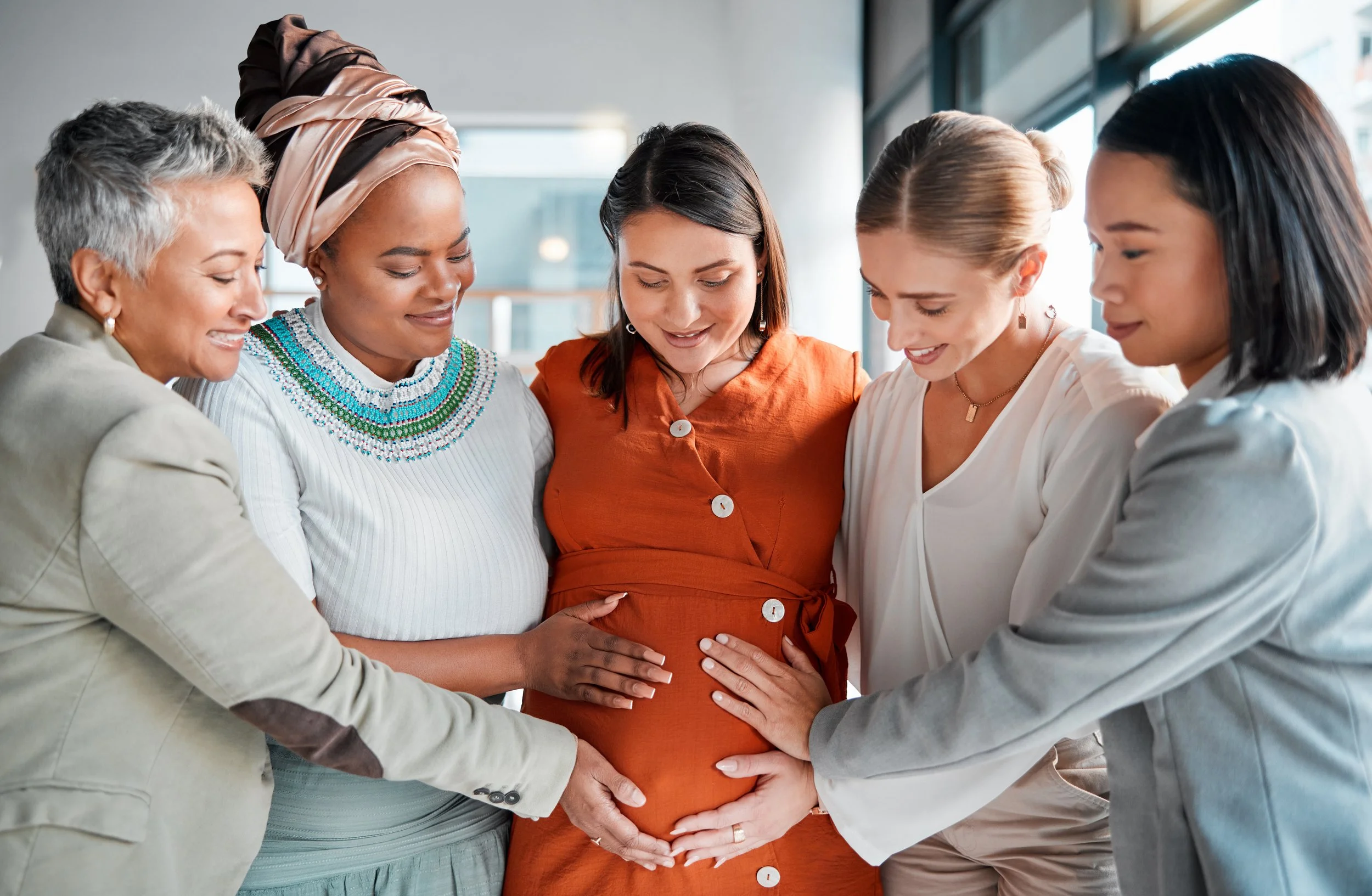 Signs You Need Postpartum Support (And How a Doula Helps)