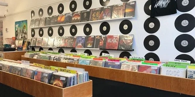 Maidin Vinyl Aberdeen