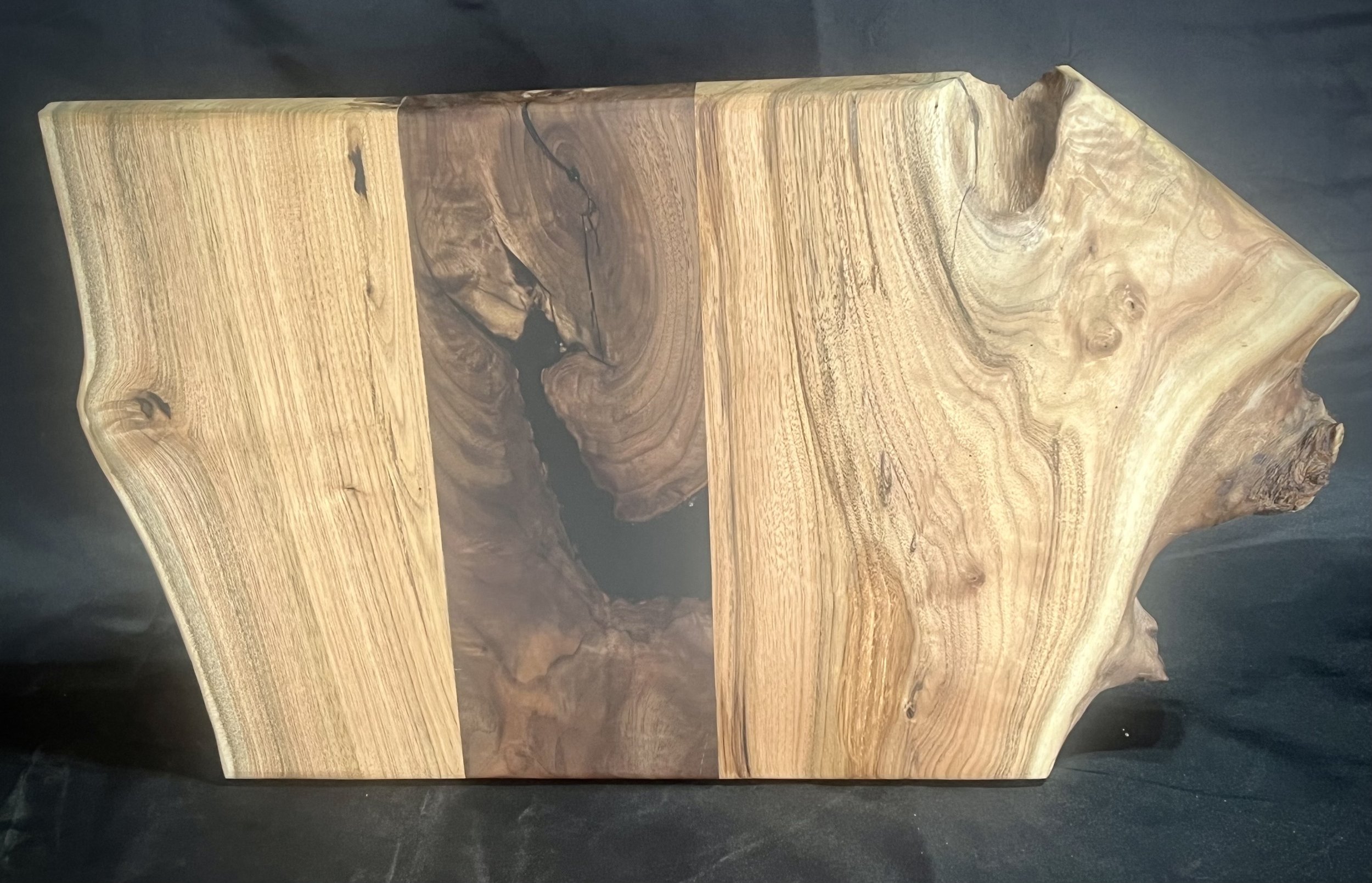 Hamilton Cutting Board