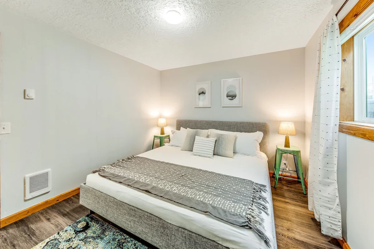 Bedroom 2 - Private bedroom, king bed