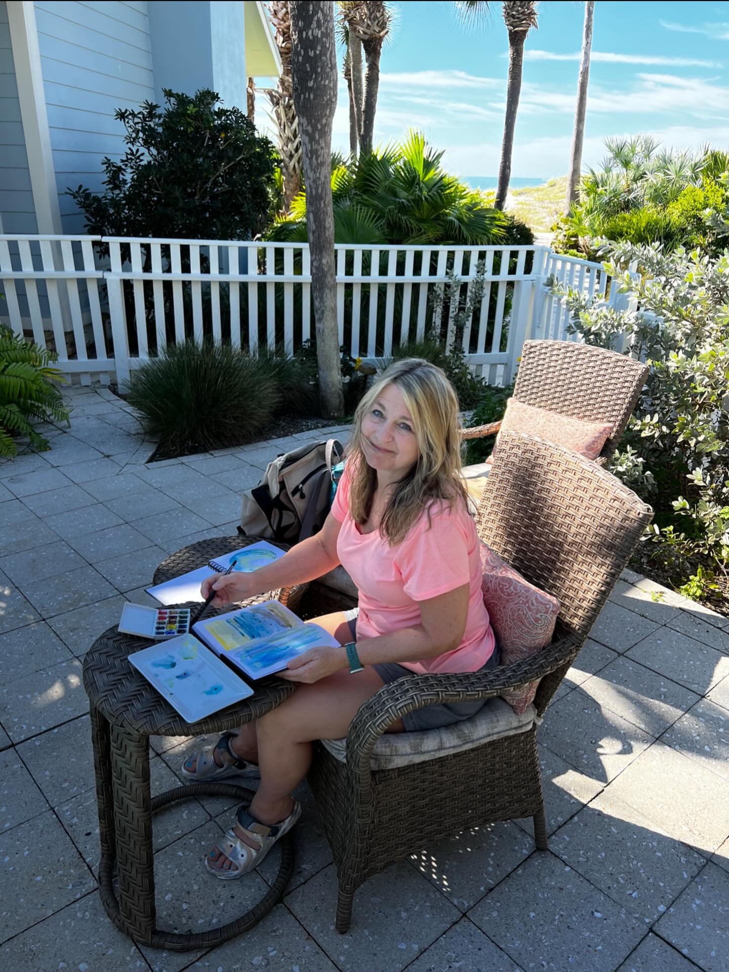 It&rsquo;s #MarchMeetTheMaker 
@MarchMeetTheMaker
Today&rsquo;s post is all about telling you about my business and what I do-so here it goes. I&rsquo;m Cindy. I&rsquo;m an artist, and my art is about making connections; connections with the viewers 