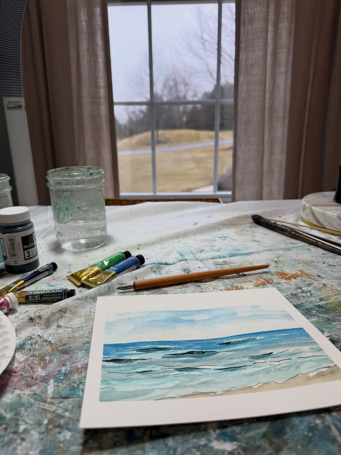 I was in dire need of blue skies and maybe a bit of ocean- and the view outside my window didn&rsquo;t seem to want to cooperate. So this morning I made my own&hellip;There. That&rsquo;s better.

#artchangeseverything #happyplace #artwork #artist #bl
