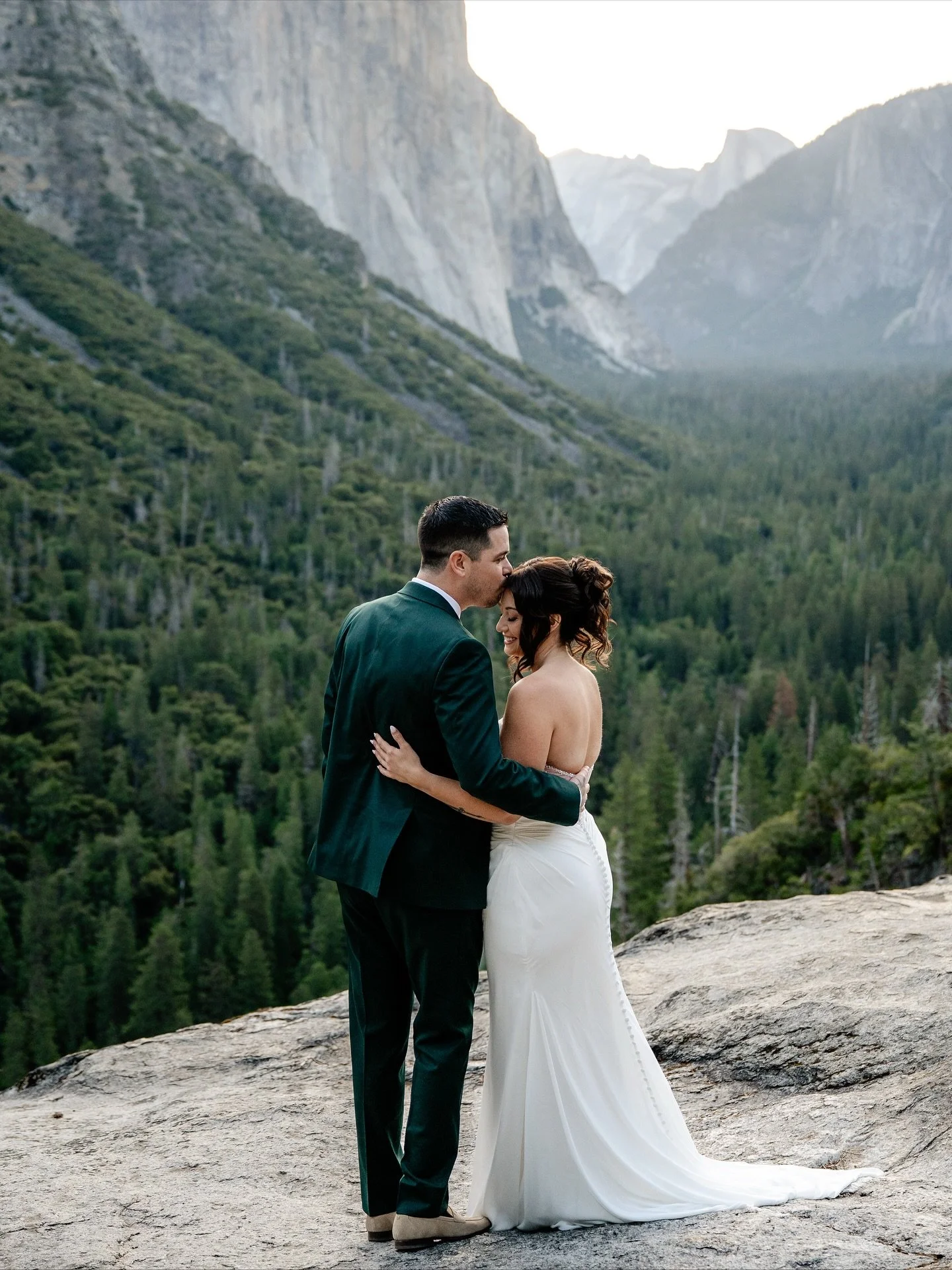 This Yosemite elopement 😍&gt;&gt;

Headed to Yosemite to say &lsquo;I do&rsquo;? Don&rsquo;t forget me! 😉

Check below to see completely sold out 2026 dates👇🏼

1/23
2/6 
2/28 
3/7 
3/14 
4/11
4/19 
4/25 
5/2 
5/13 
5/14 
5/15 
5/16 
5/22
5/23
5/3