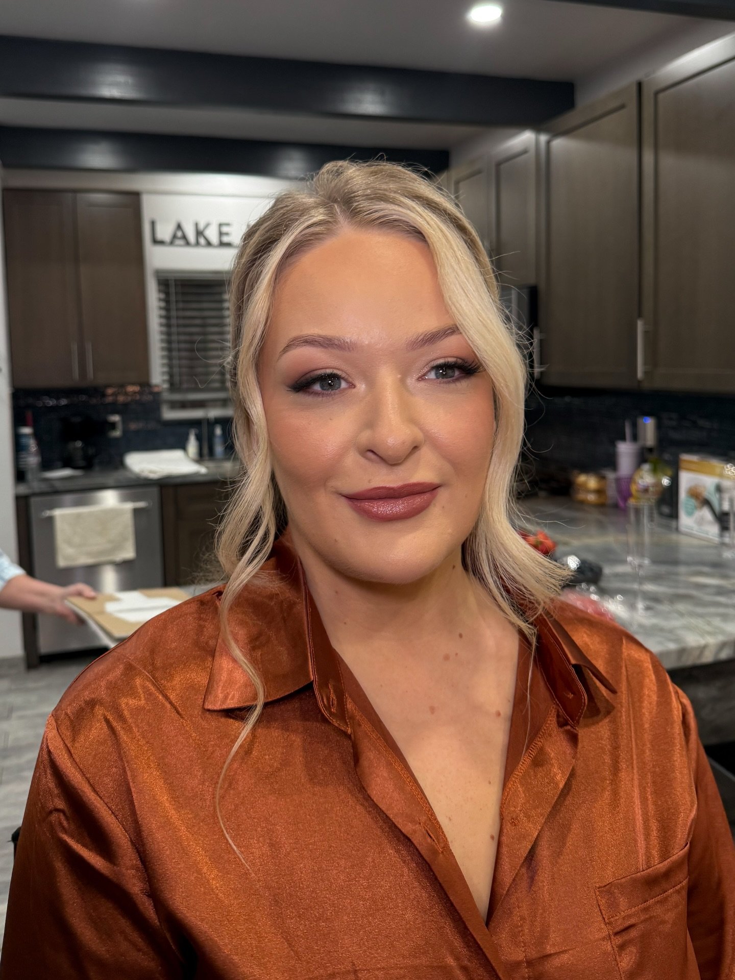 Nothing beats an early morning in Tahoe doing my favorite thing with the sweetest crew 💋

#SoftPinkGlam
#NeutralBridalMakeup
#BronzedBride
#ClassicBridalMakeup
#RomanticBridalMakeup
#bridesmaidglam 
#bridesmaidmakeup