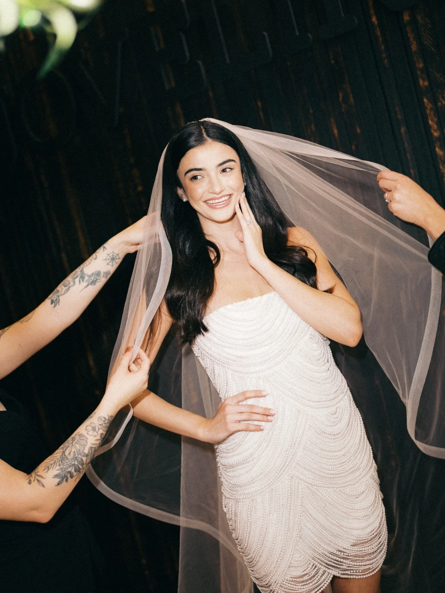 Obsessed would be an understatement 💅🏼

Photos: @liz_zimbelmanphoto 
Boutique: @jovelinesbridal 
Model: @royamanshouri 
Hair: @kayy.hairstylist 
Makeup: @kloseupbeauty 

#napamakeupartist #napahairstylist #bayareabridalmakeupartist