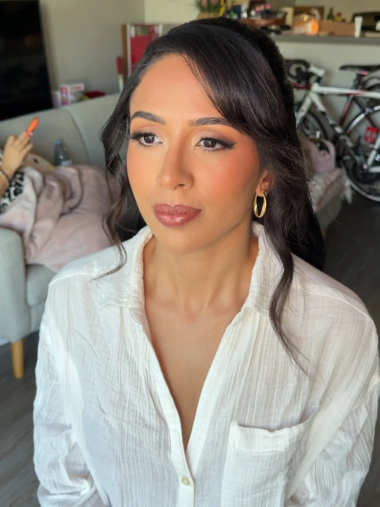 It&rsquo;s not very often that I get to do a full glam beat ✨💅🏼

Product breakdown:
@embryolisseusa lait cr&egrave;me 
@medicube_global_official pore pads
@narsissist light reflecting foundation Vanish airbrush
@tartecosmetics shape tape concealer 