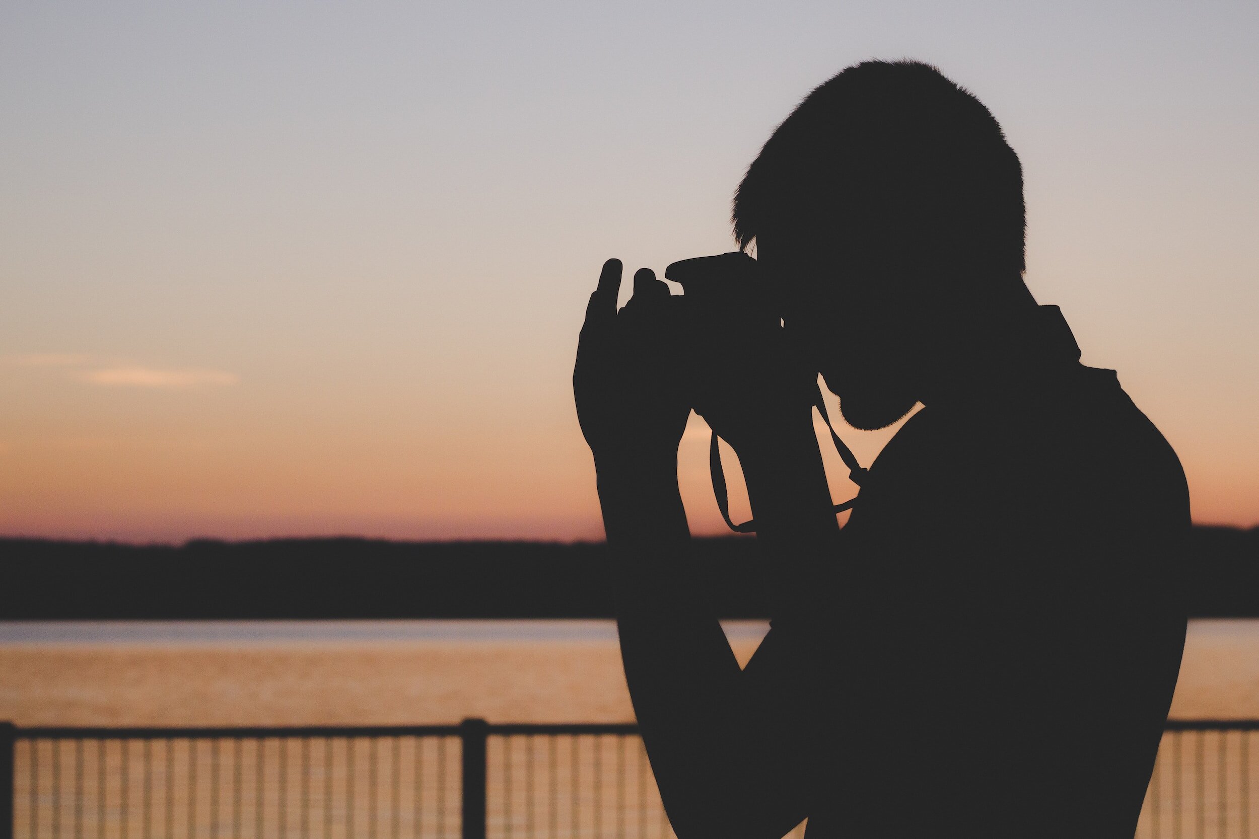 Top 5 Must-Have Photography Accessories for Beginners