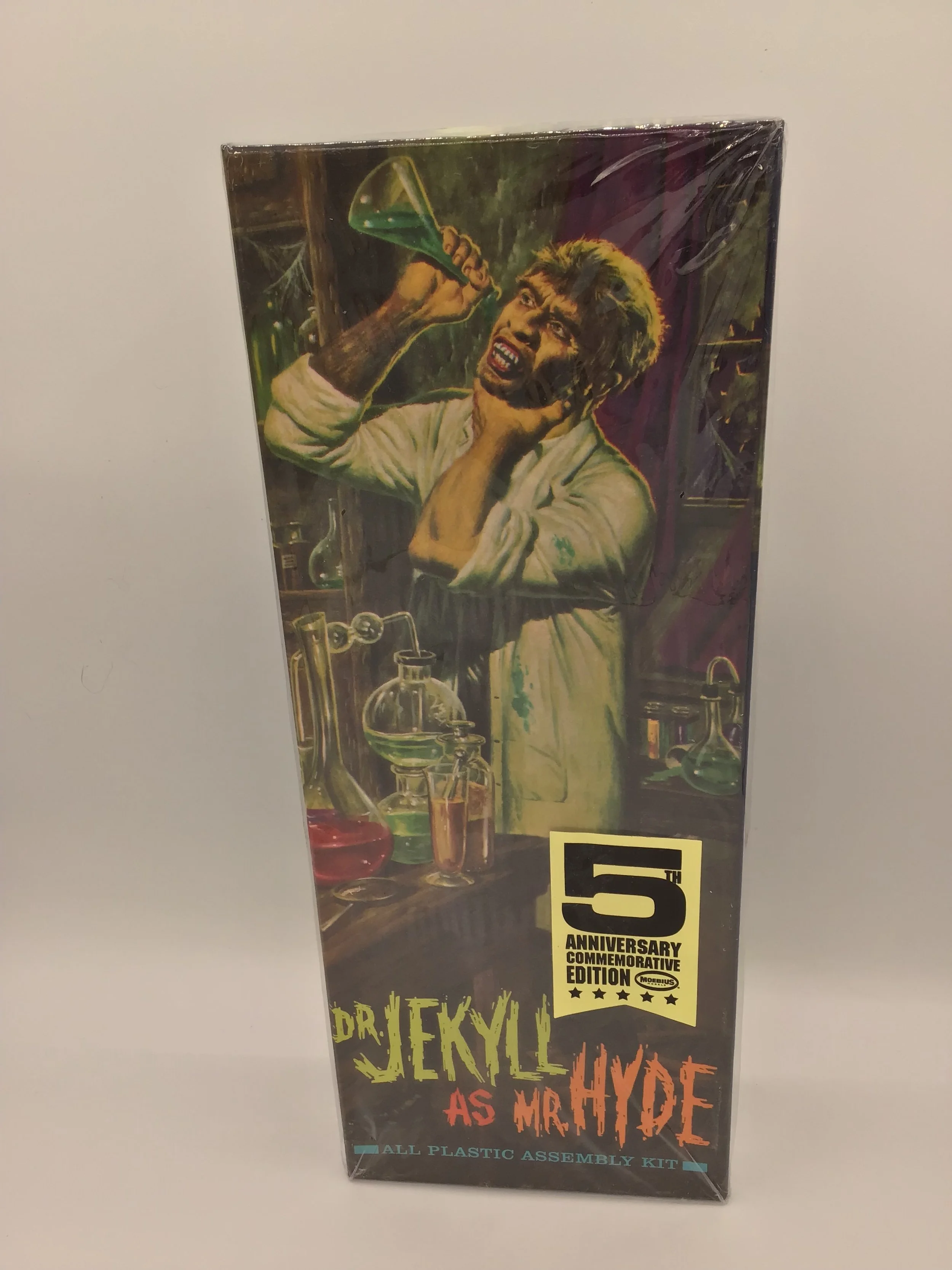 Revell 'Monsters of the Movies' Dracula Model Kit — Monster Kid ATL