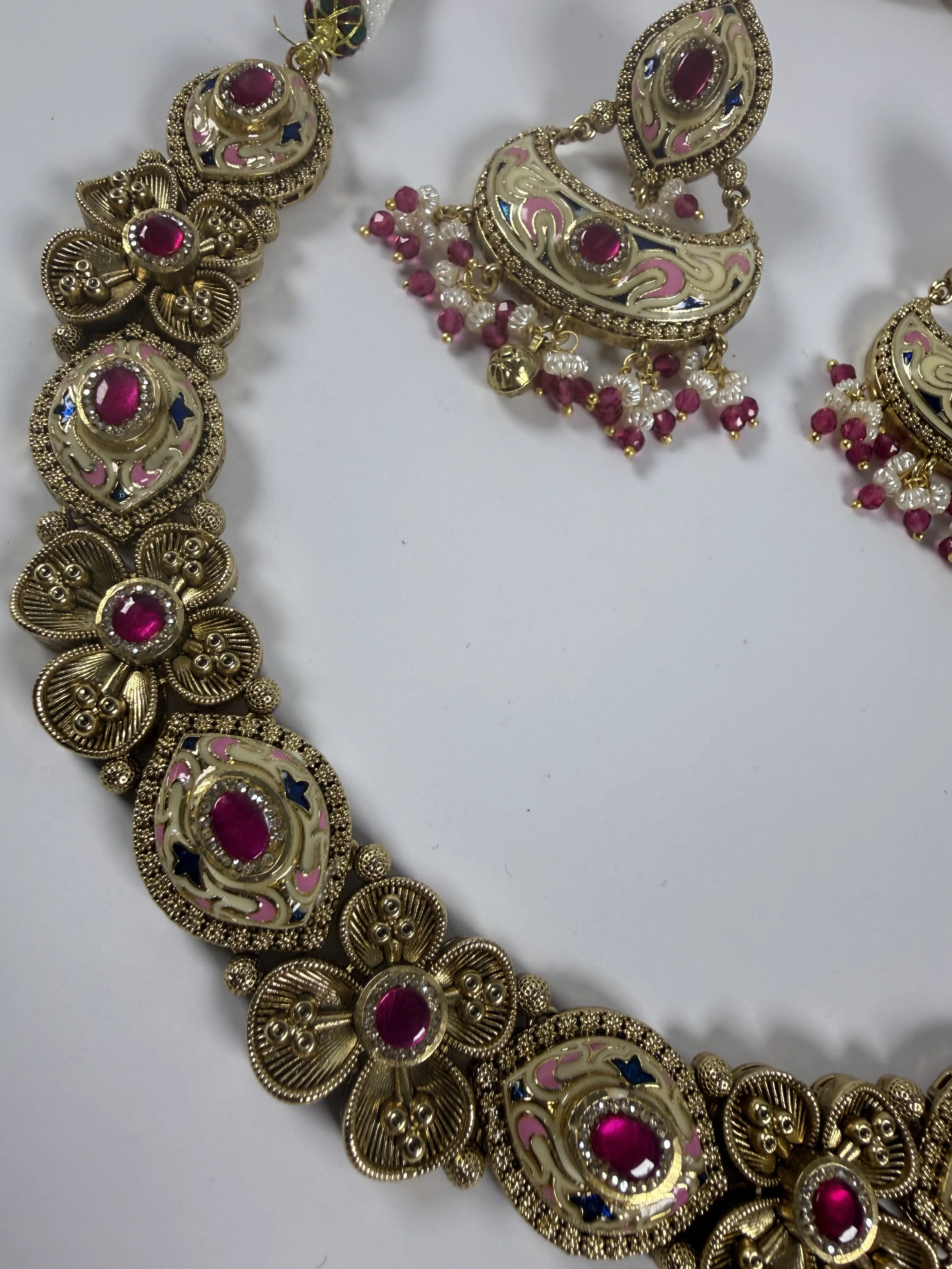 Mina Kundanin Ruby Jewelry Set