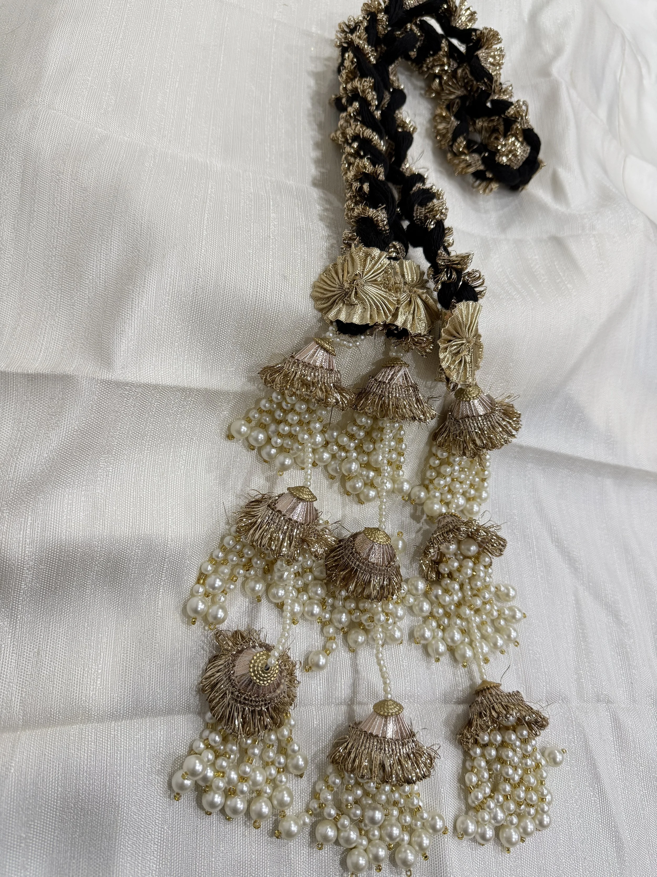 MOTI- Handmade Pearl & Gotta Pranda