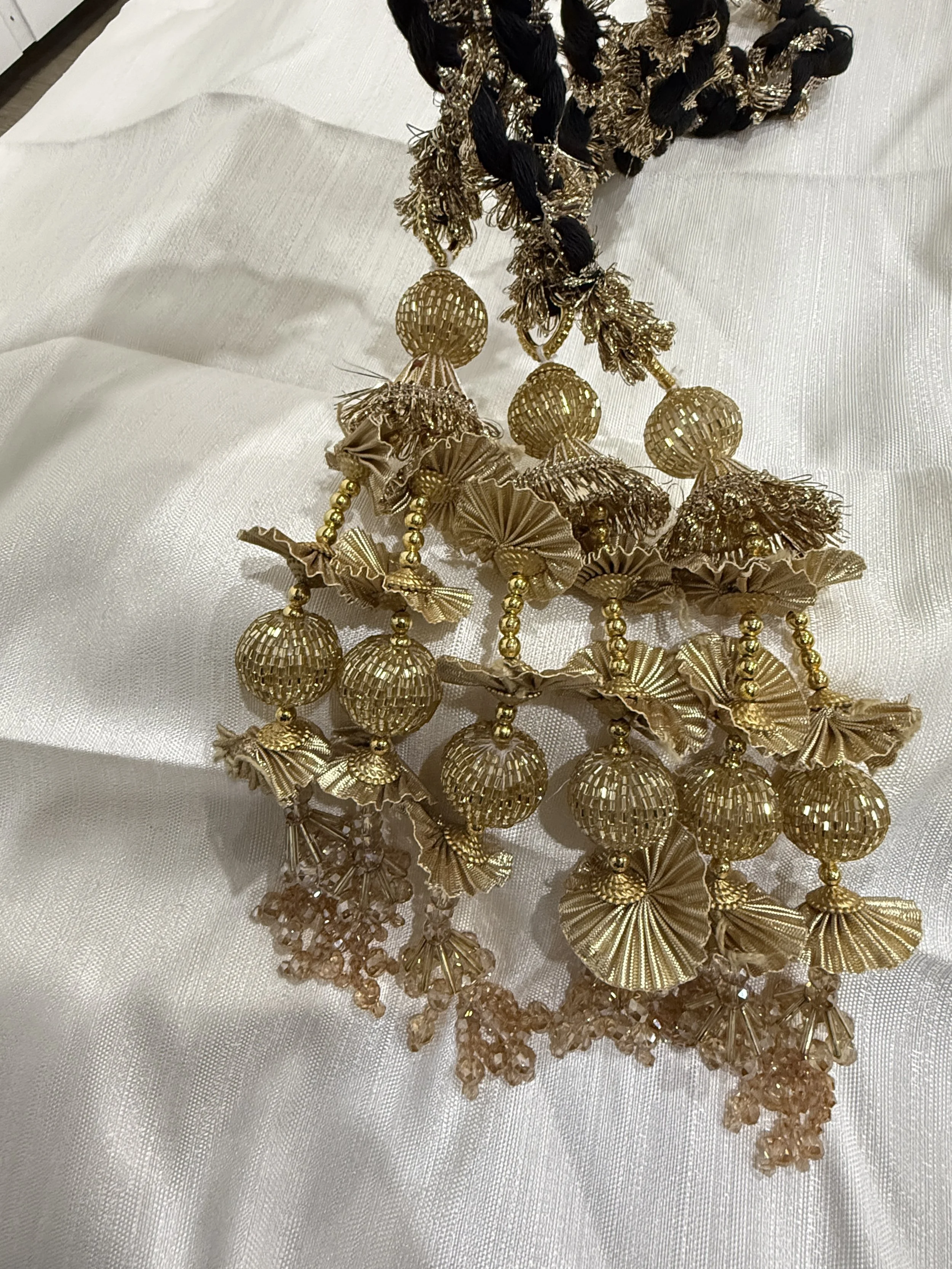 SONI-Golden Paranda with Crystal