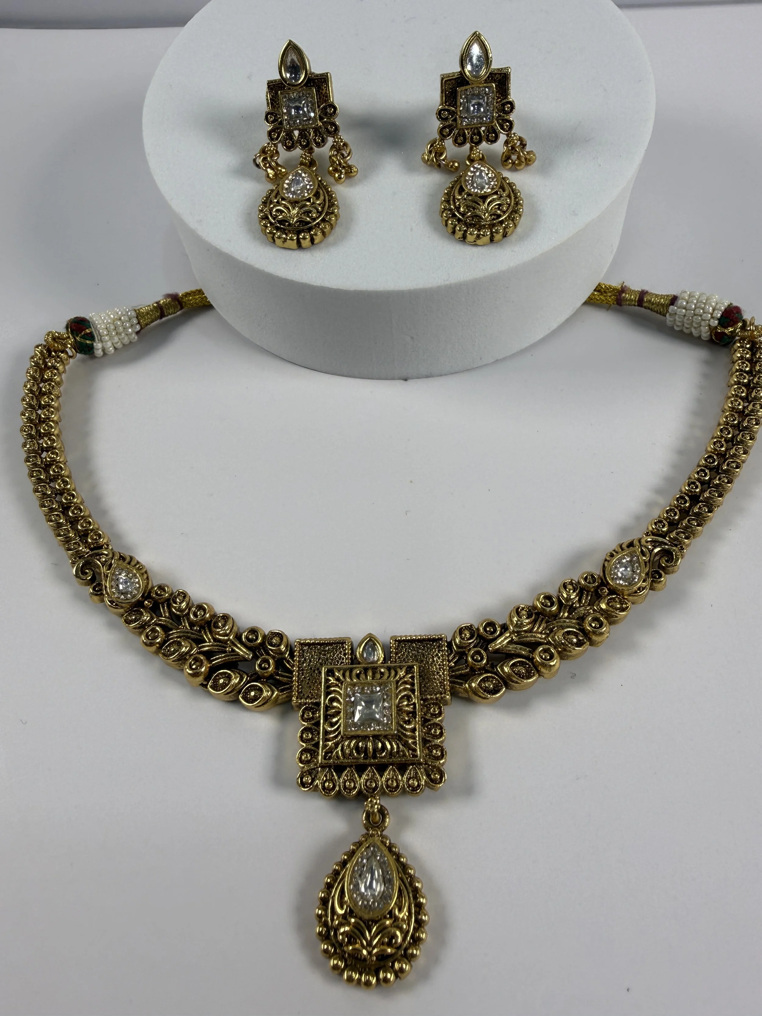 AVIKA - Antique Gold Plated Kundan Necklace Set with Earrings